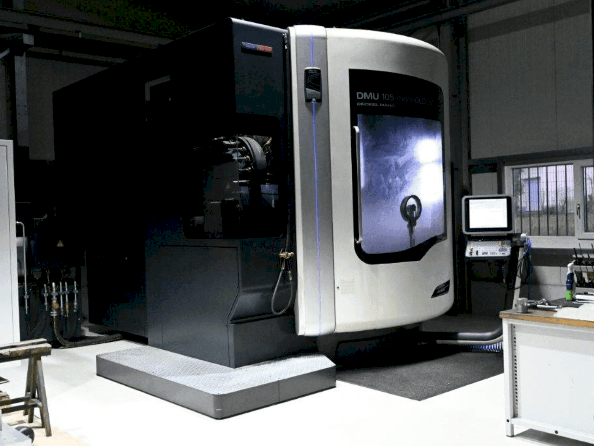 Mašīnas DMG DMU 105 MonoBlock pretskats