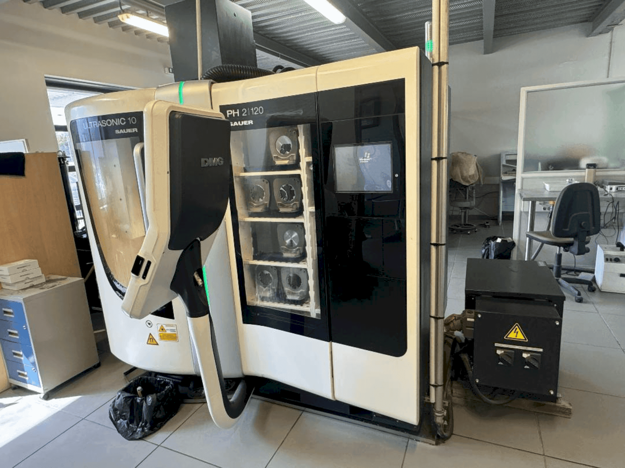 Mašīnas DMG ULTRASONIC 10/ DENTAL 10 pretskats