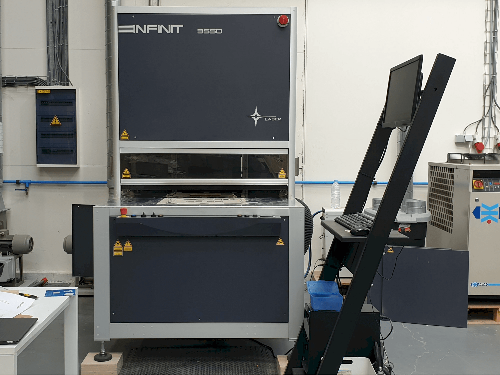Mašīnas SEI Laser INFINITY 3550 pretskats