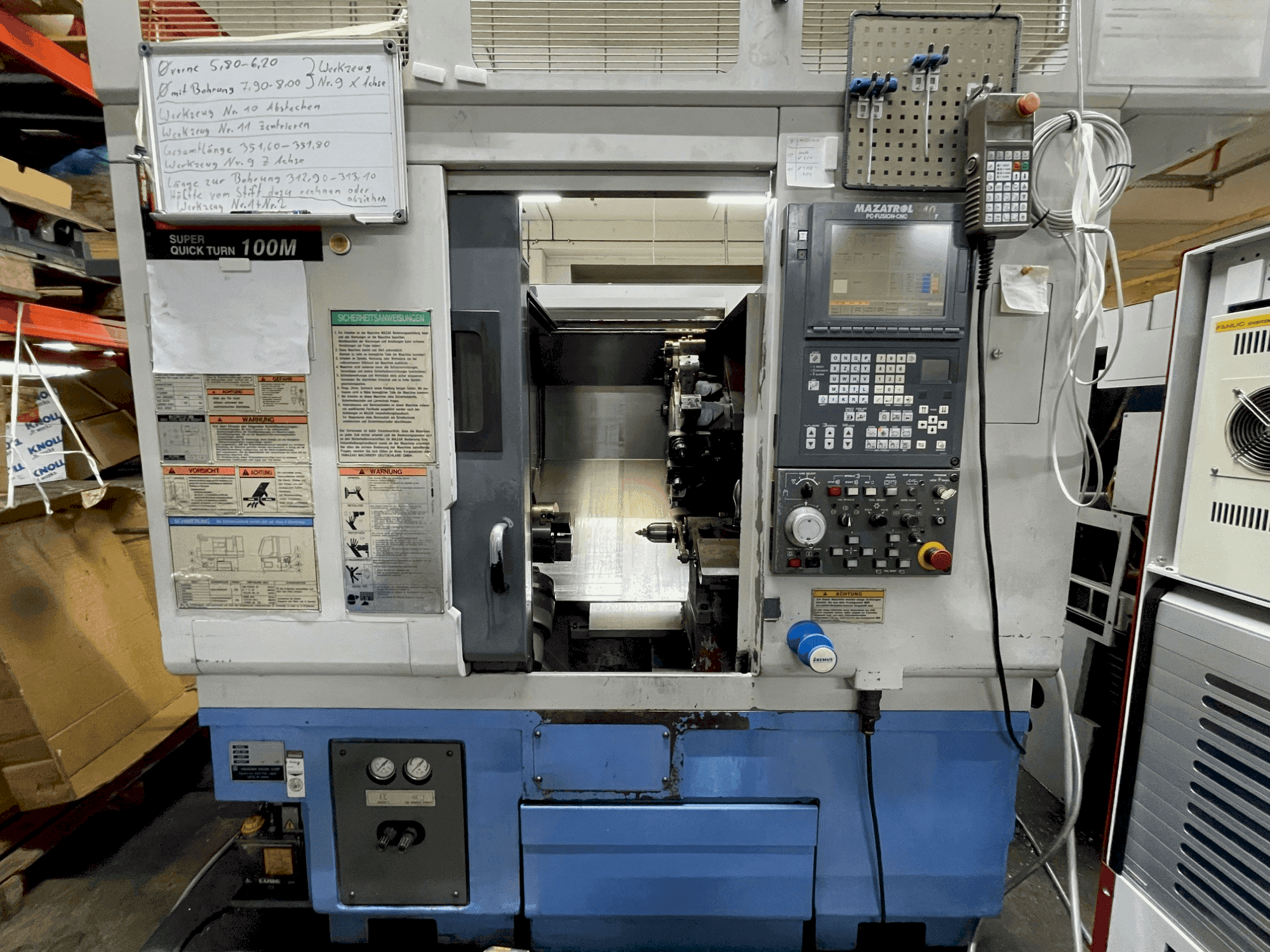 Mašīnas Mazak SQT 100M pretskats