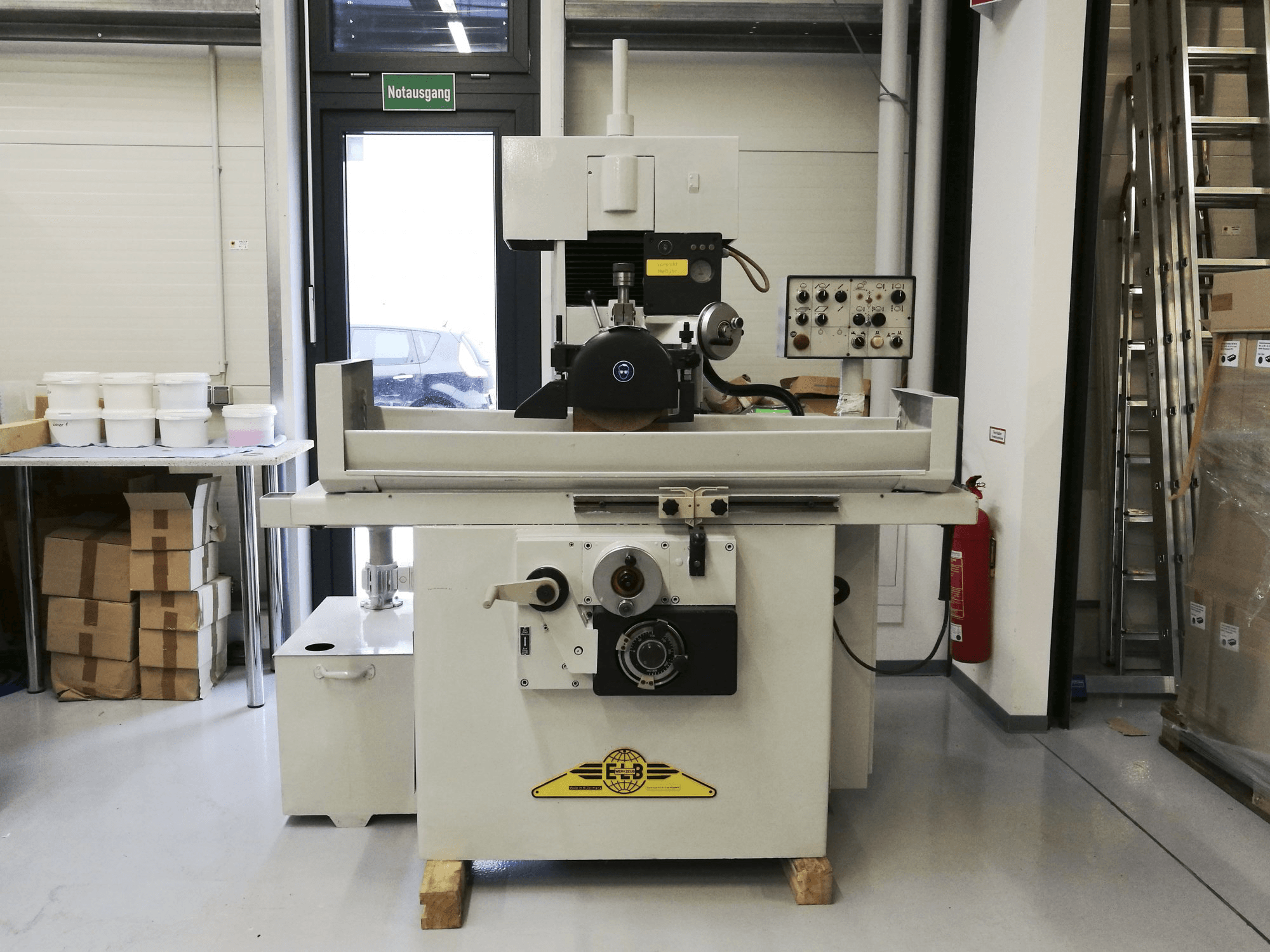 Mašīnas ELB Amb. 5/2 VAI-Z pretskats