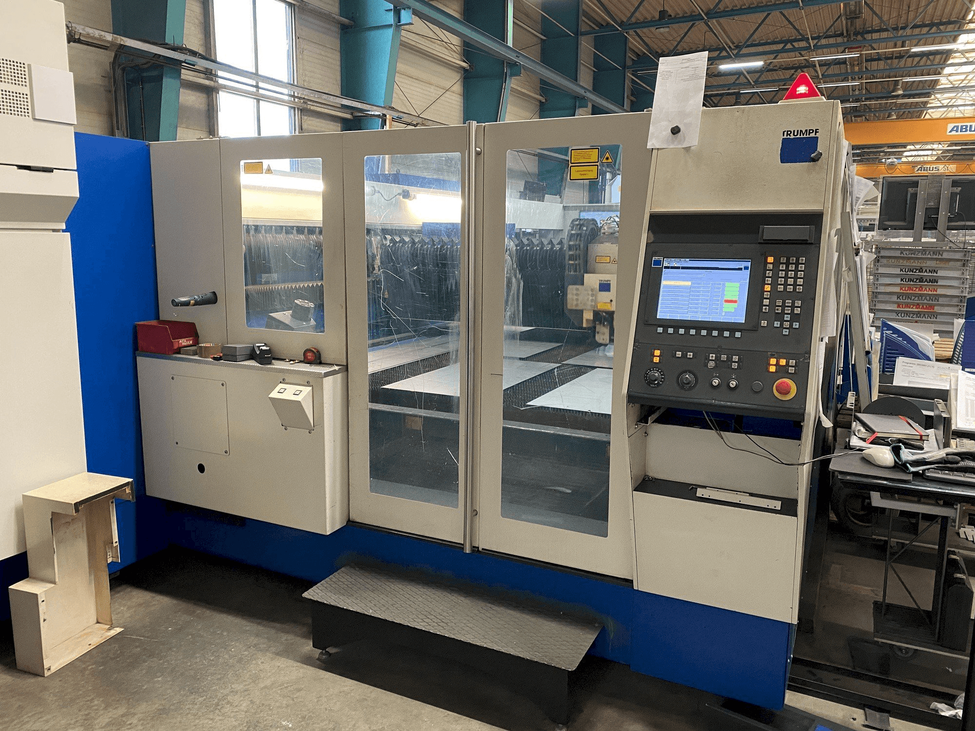 Mašīnas Trumpf laser 5040 pretskats