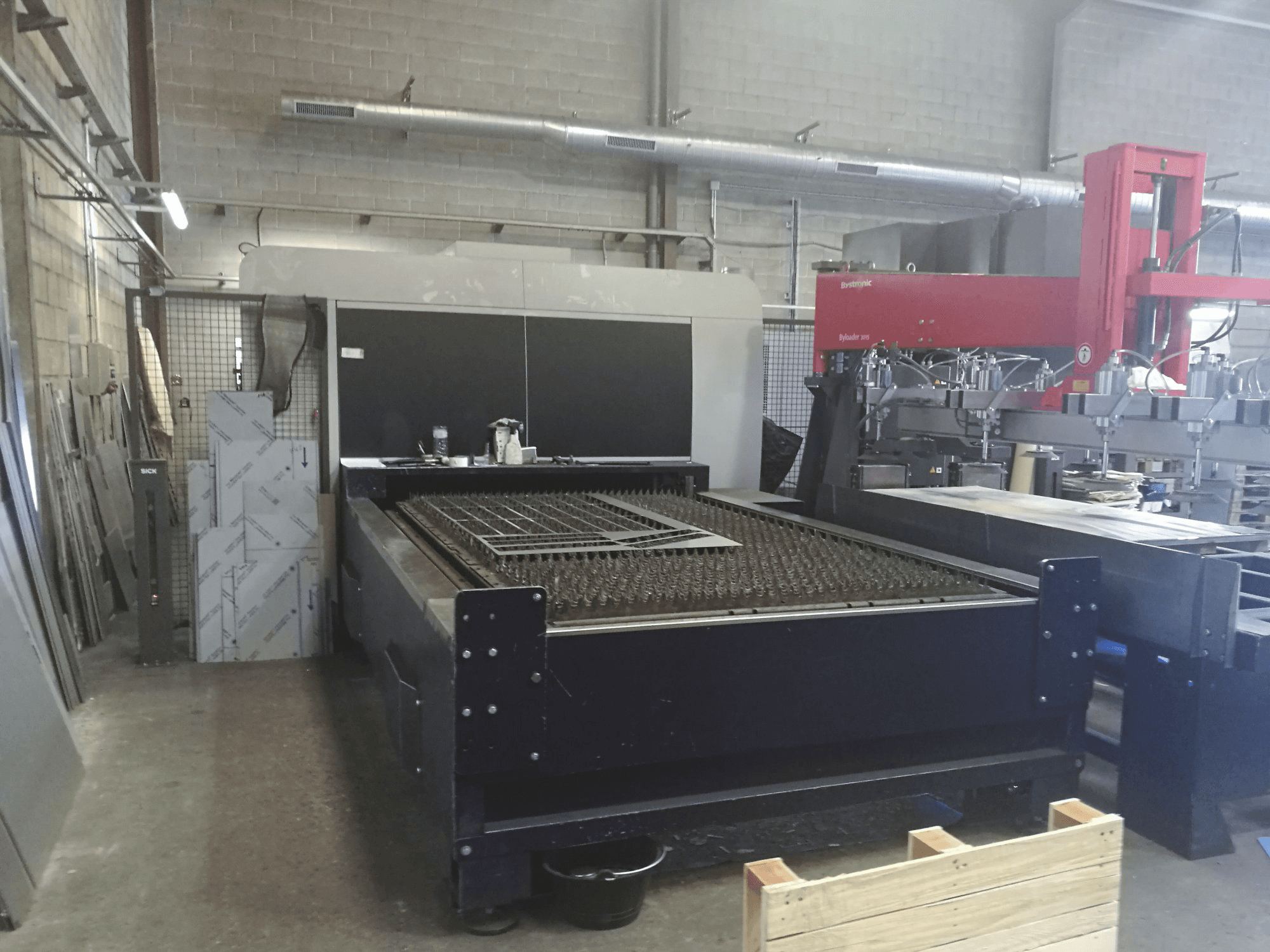 Mašīnas Bystronic BySprint Fiber 3015 pretskats