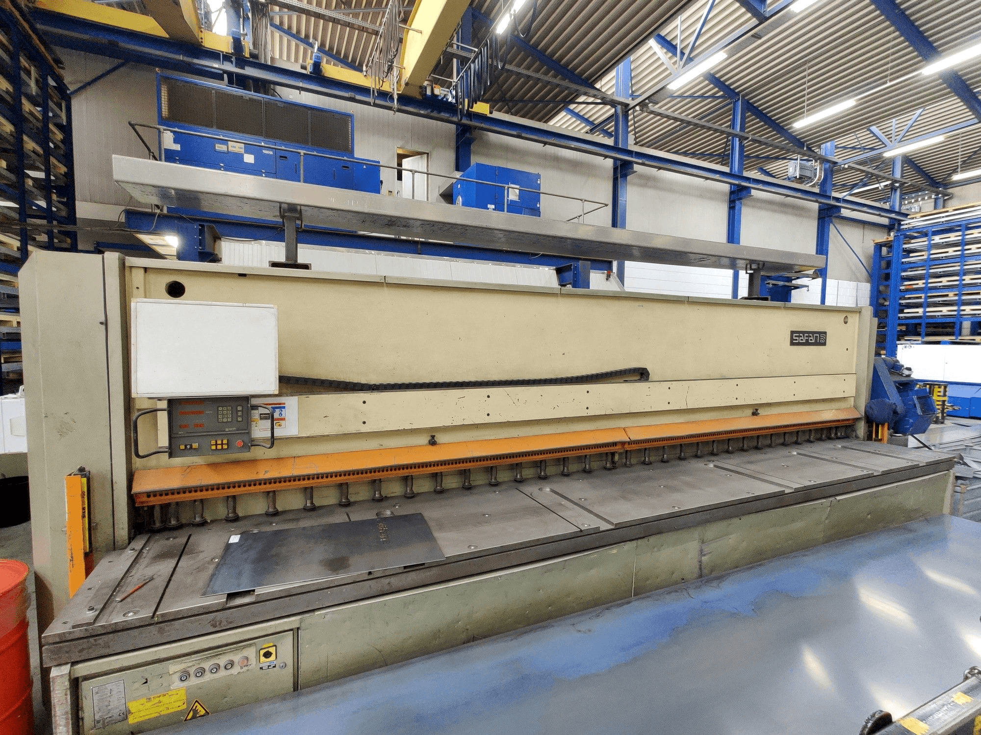 Mašīnas Safan HVR610-10 pretskats