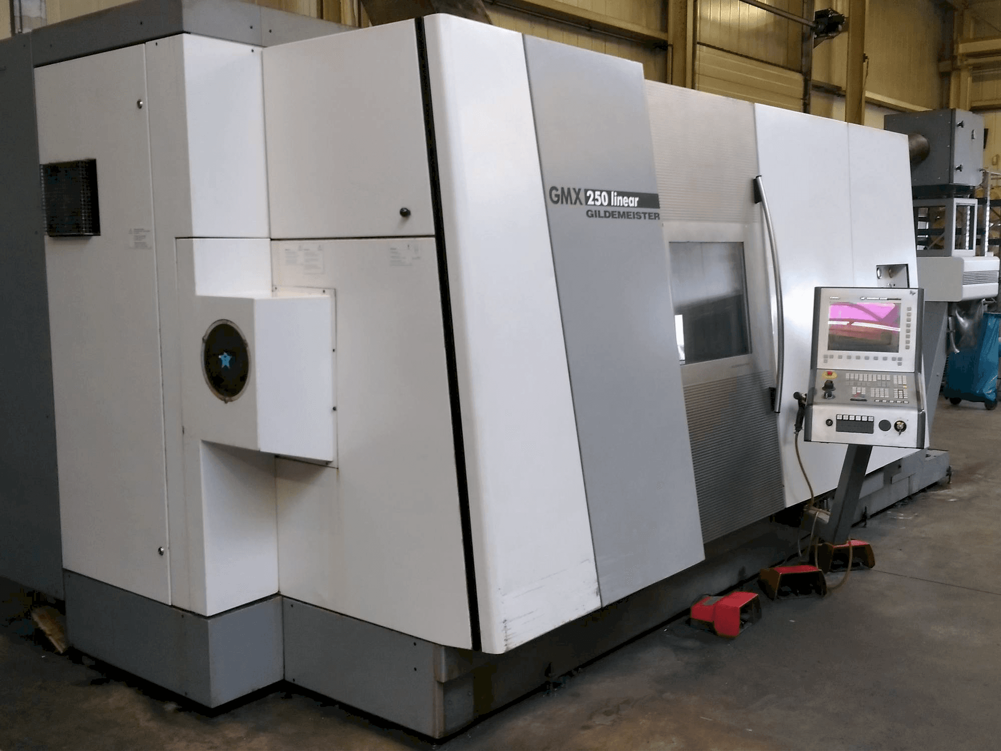 Mašīnas Gildemeister GMX 250 linear pretskats