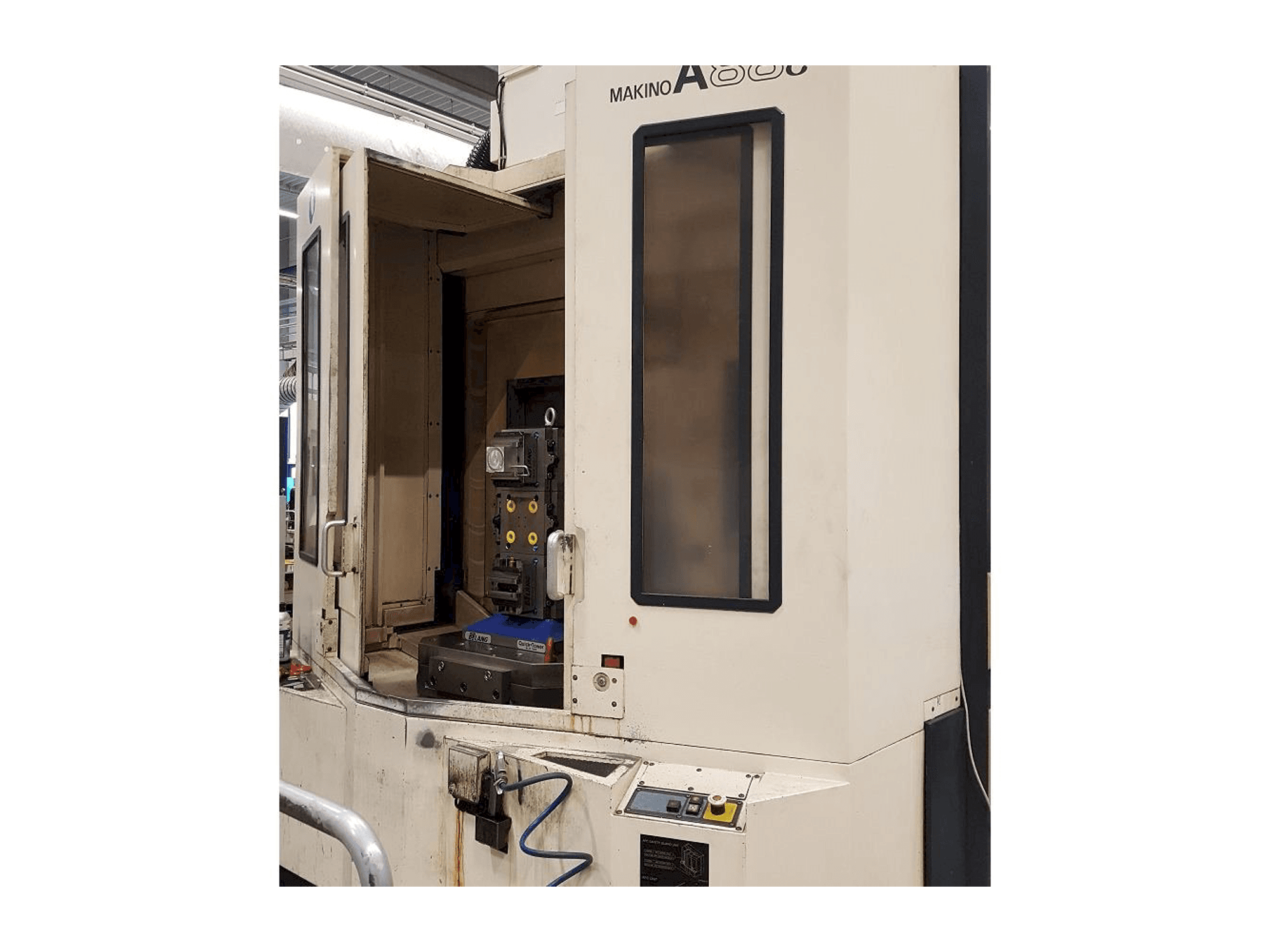 Mašīnas Makino A88E pretskats