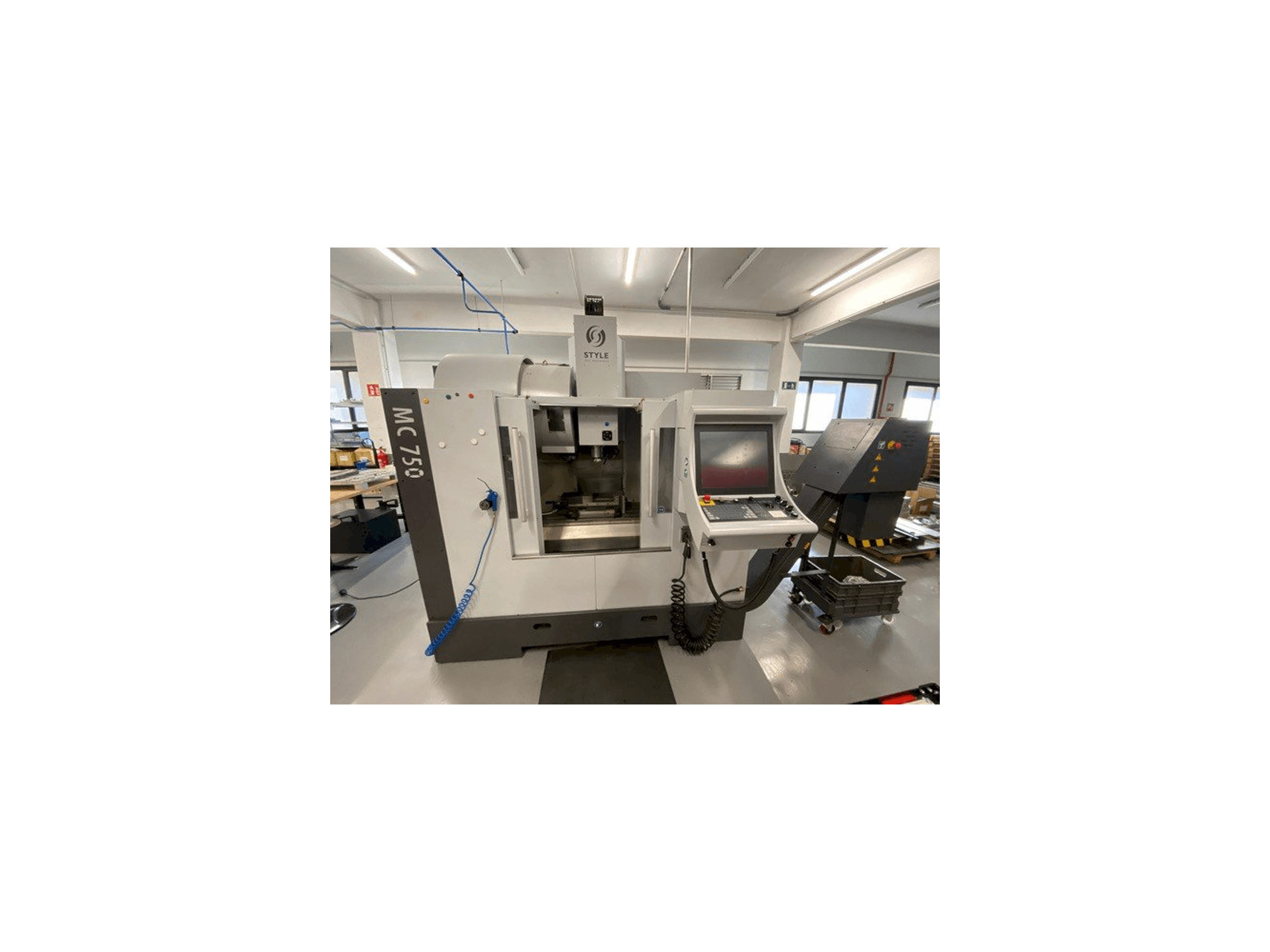 Mašīnas STYLE MC 750 pretskats