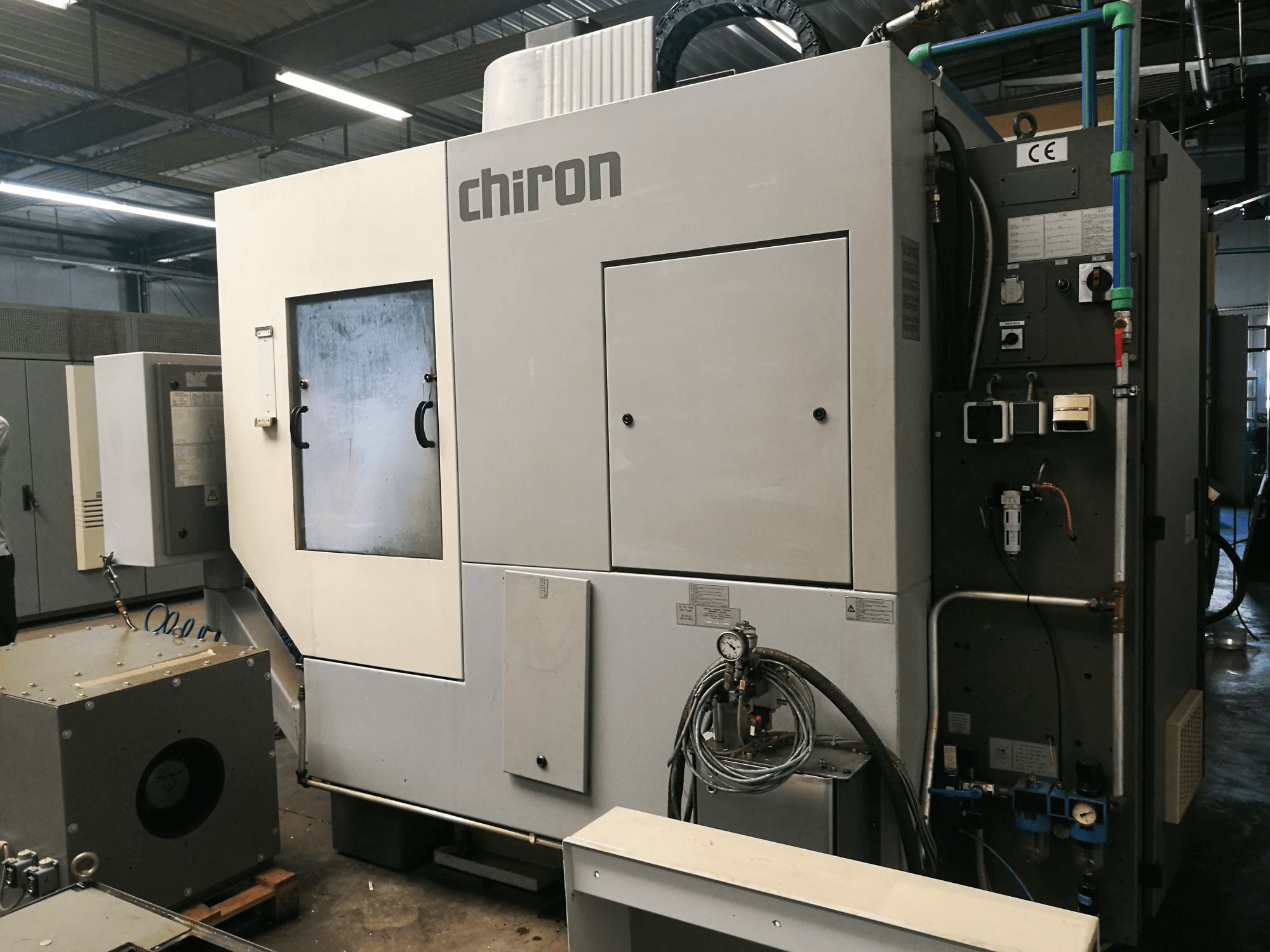 Mašīnas Chiron FZ 18 S pretskats