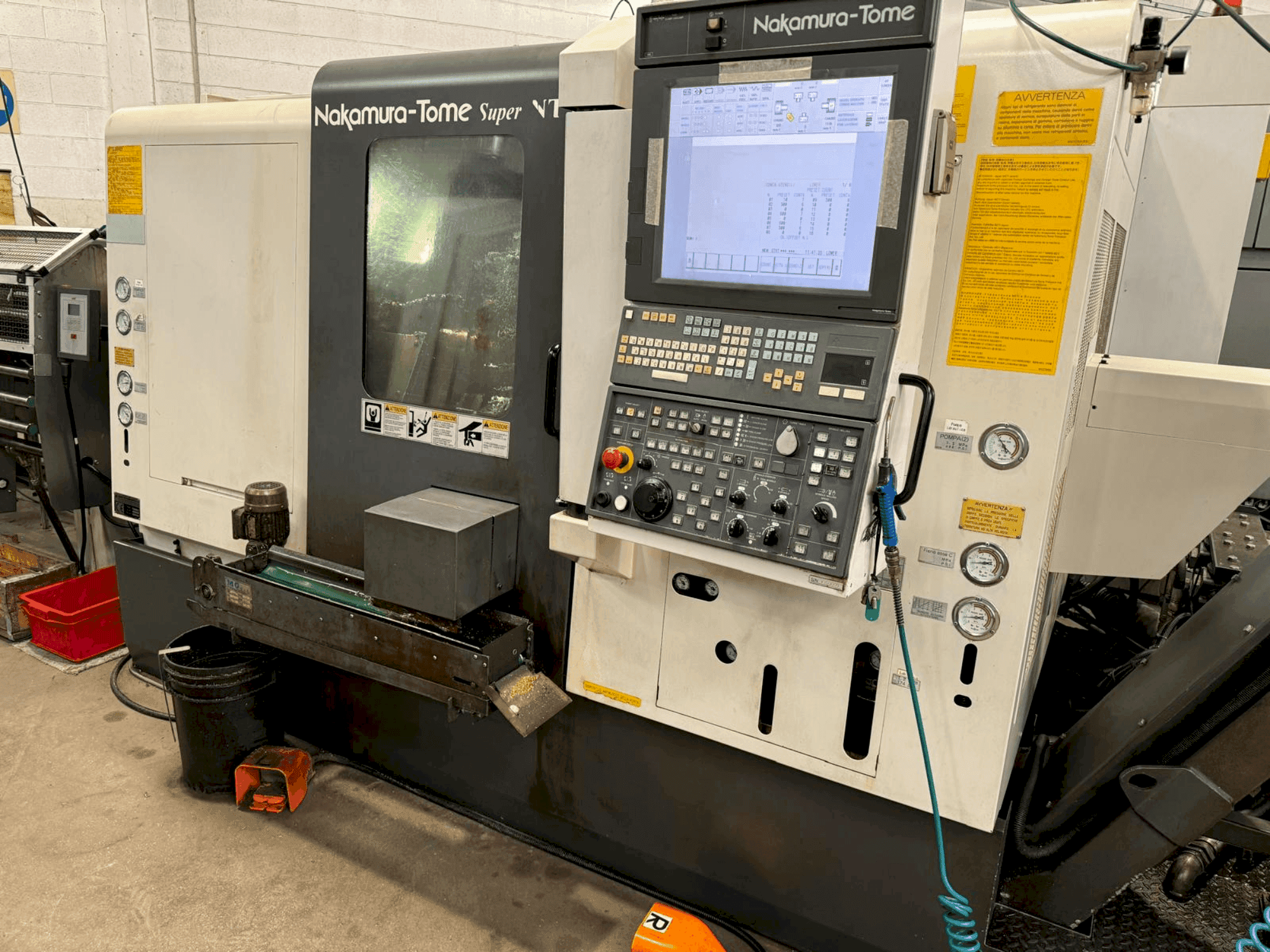Mašīnas NAKAMURA Super NTY3-100 pretskats