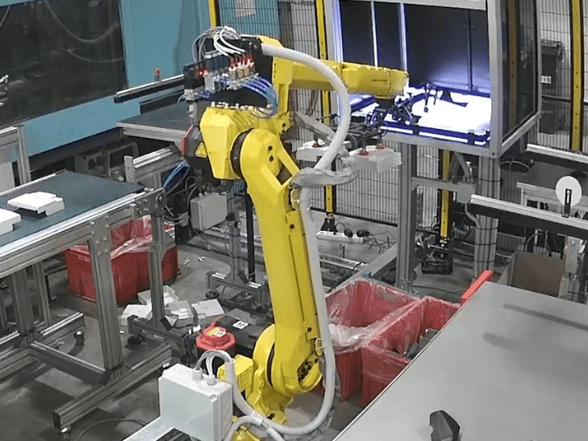 Mašīnas FANUC M20iA12L pretskats