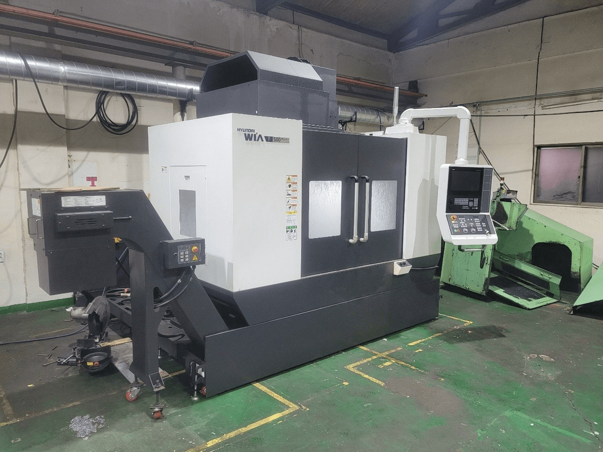 Mašīnas Hyundai Wia F500 PLUS pretskats