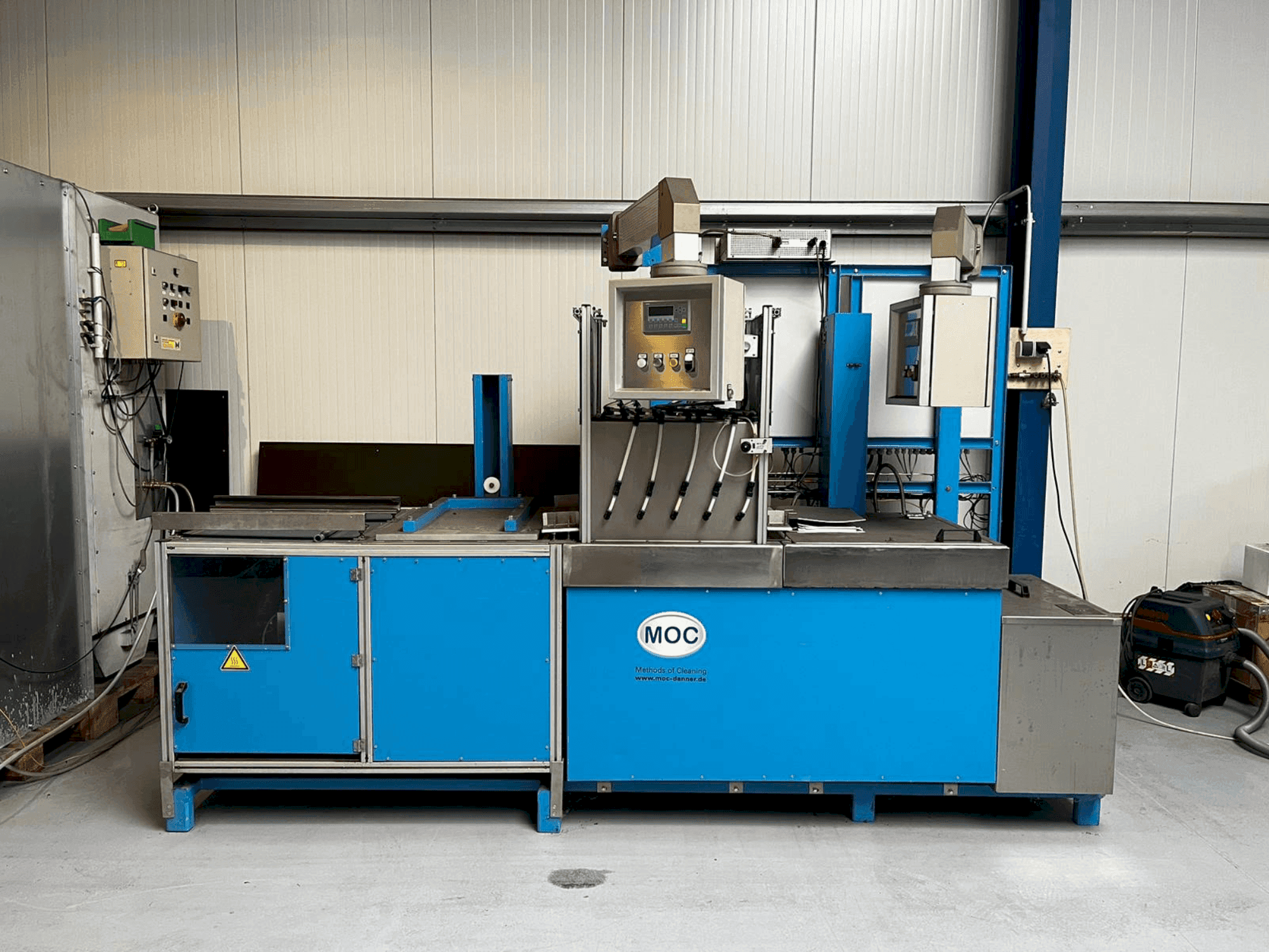 Mašīnas MOC Danner S60 pretskats