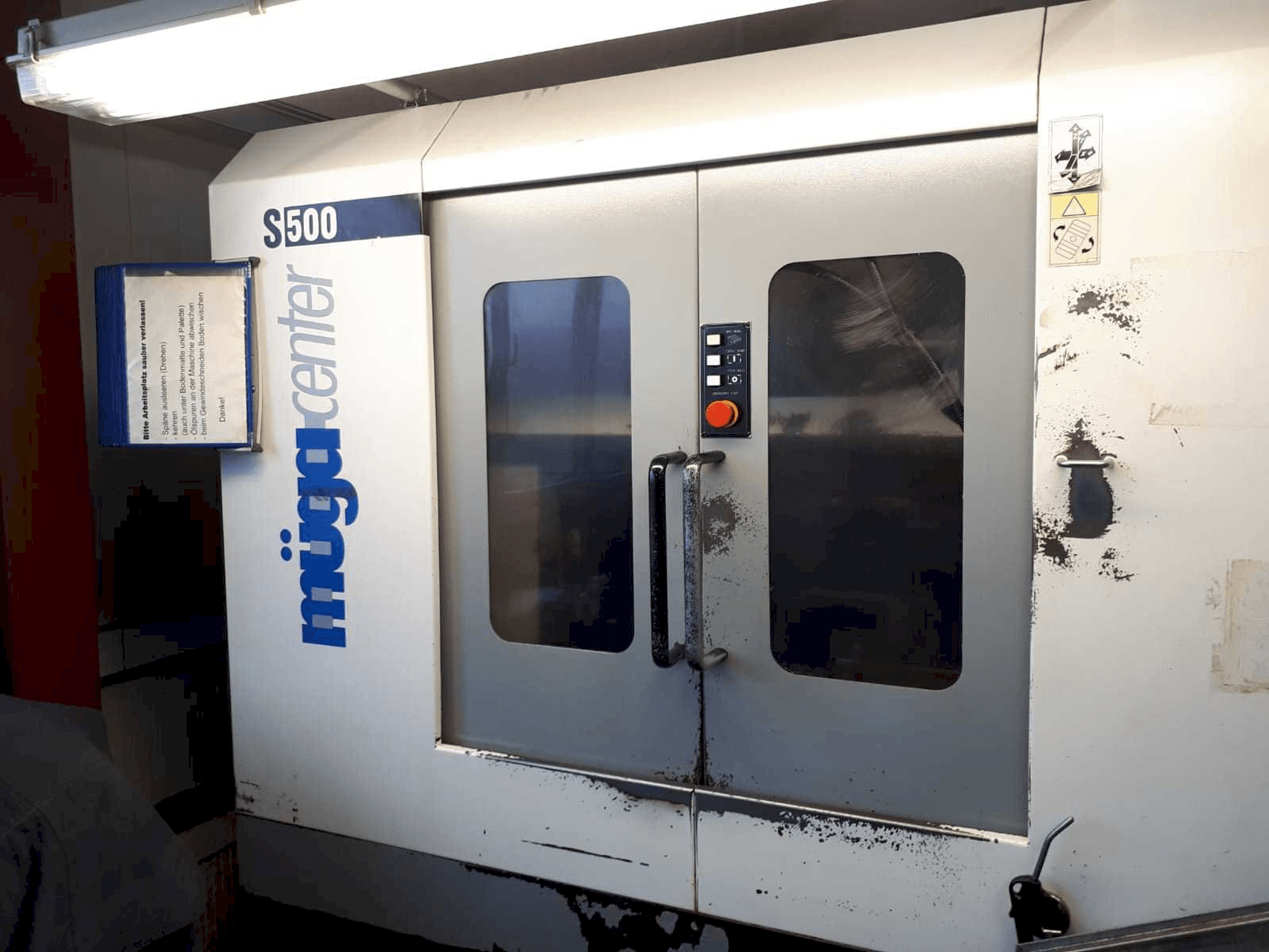 Mašīnas Muga S500 pretskats