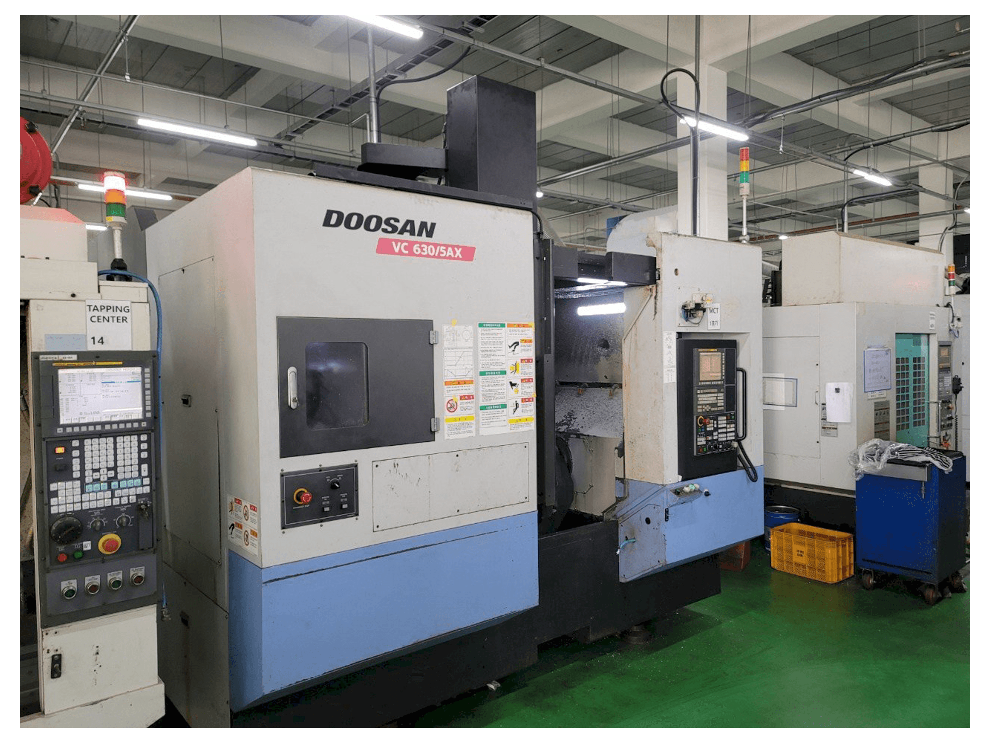 Mašīnas Doosan VC 630/5AX pretskats