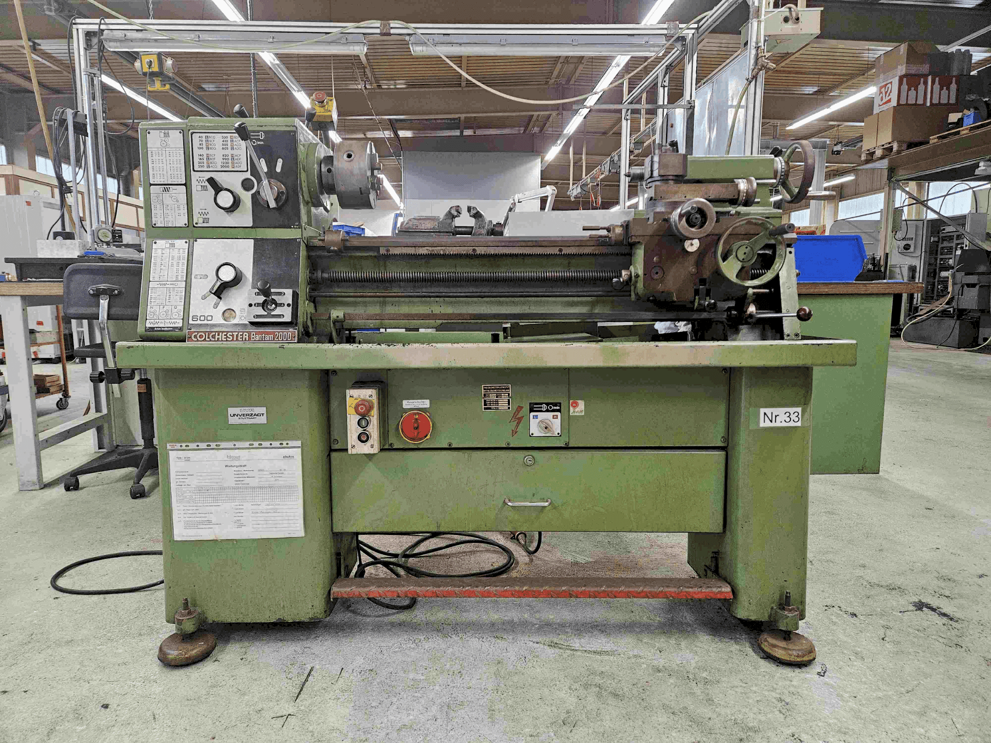 Mašīnas Colchester Bantam 2000 pretskats