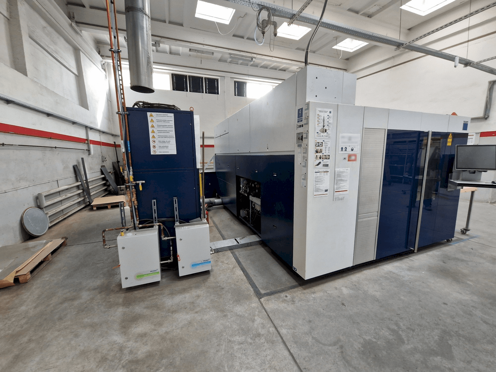 Mašīnas Trumpf TruLaser 3030 Fiber pretskats