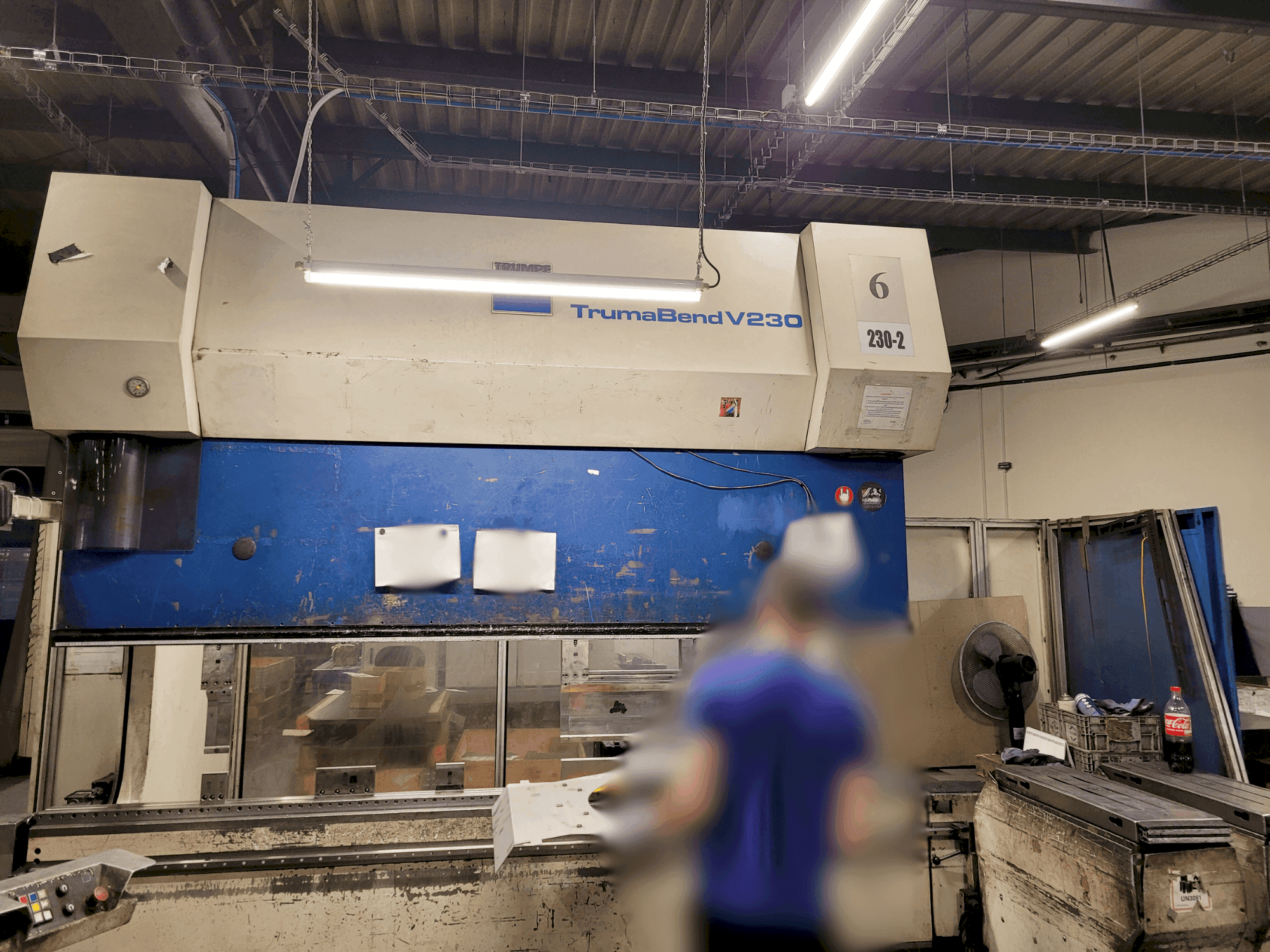 Mašīnas TRUMPF Trumabend V230 pretskats