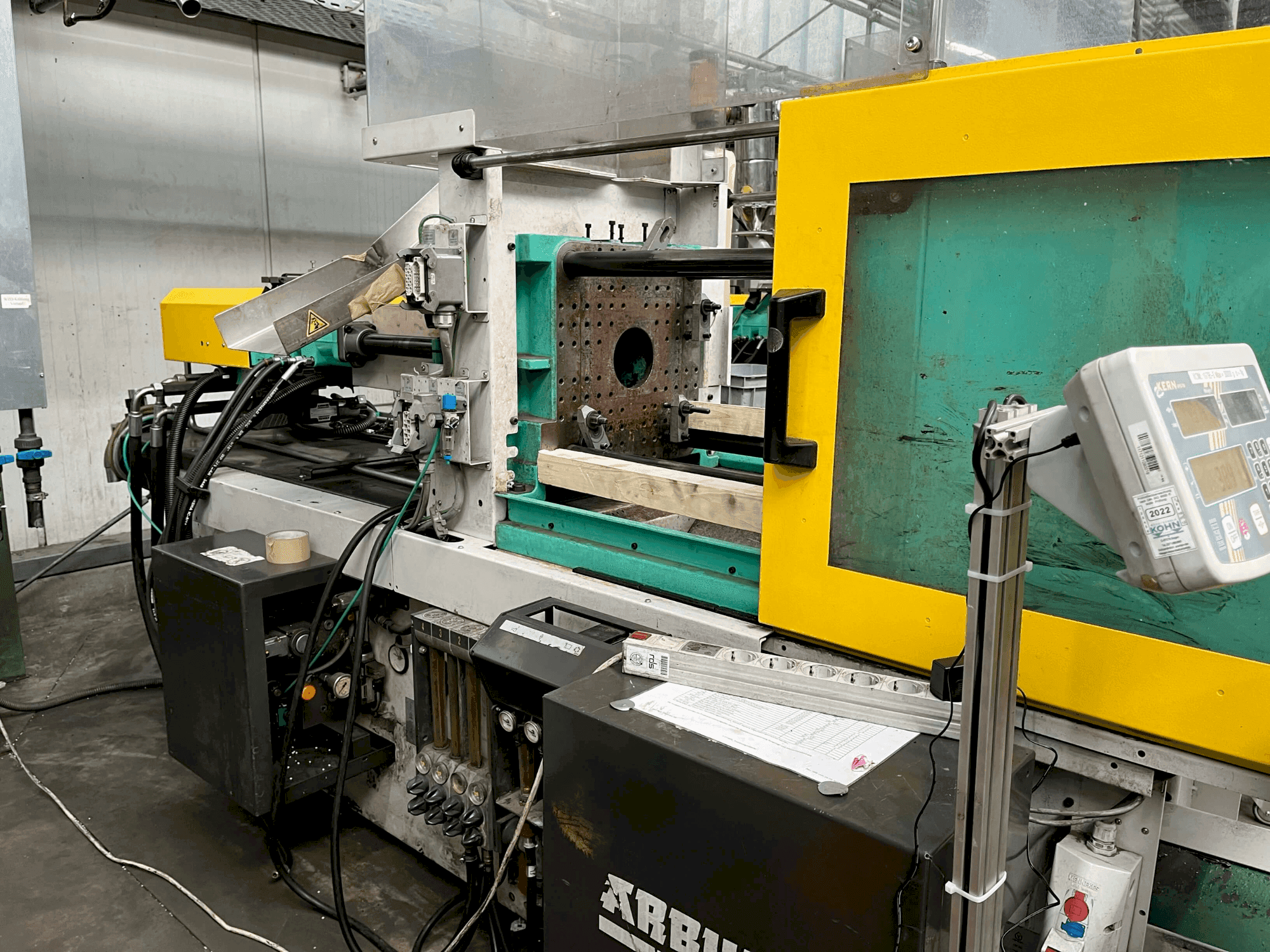 Mašīnas Arburg Allrounder 320-50 C pretskats