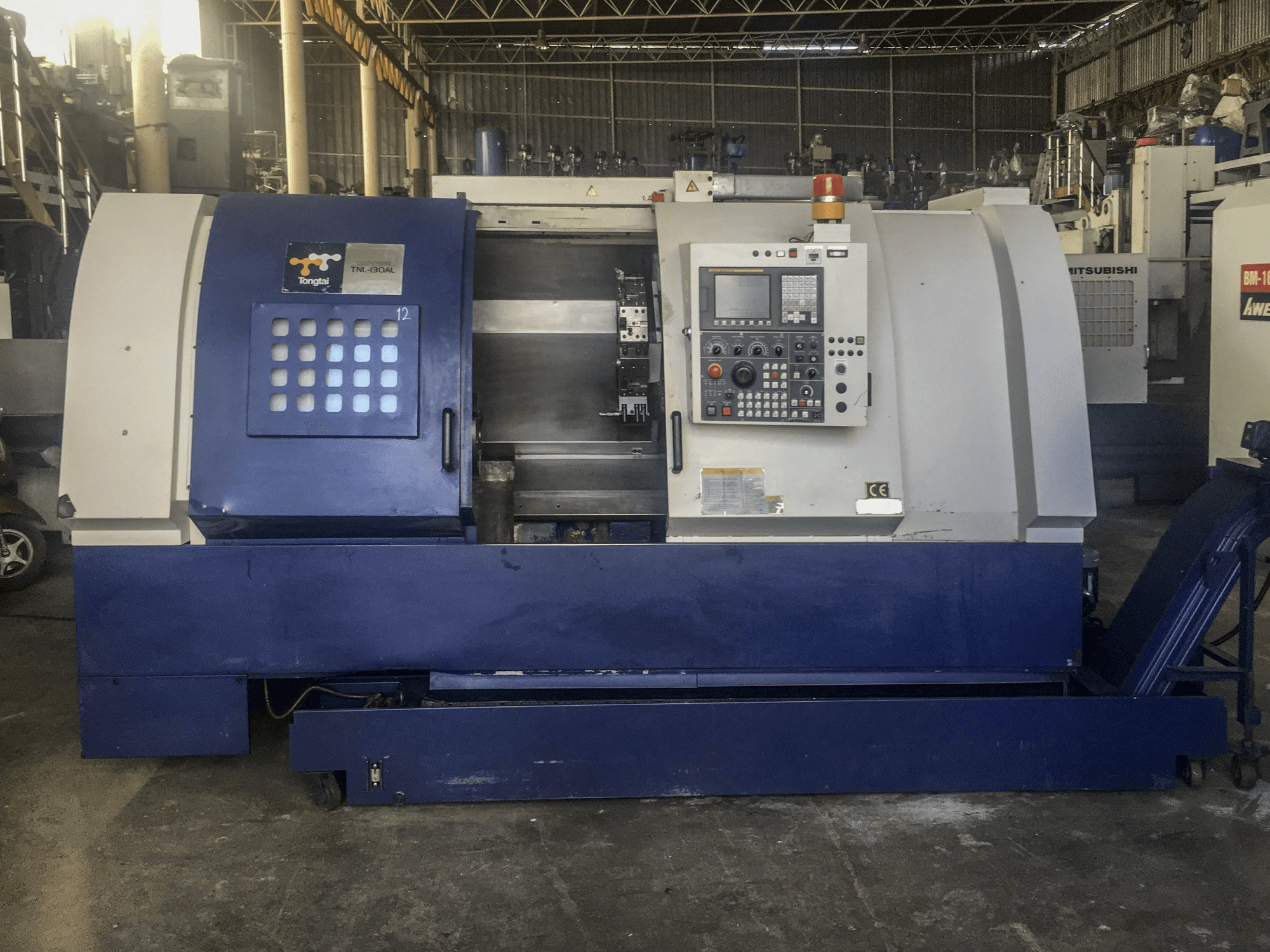 Mašīnas Tongtai TNL-130 AL pretskats