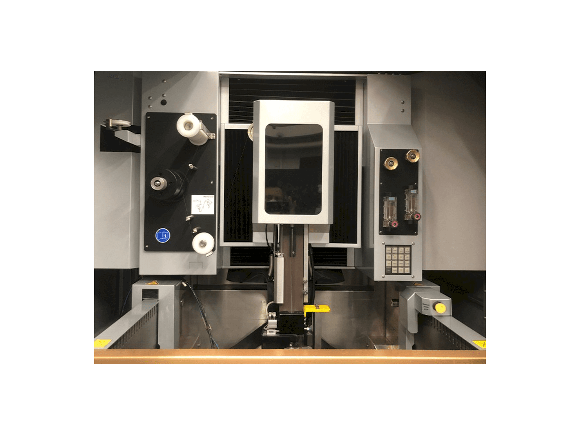 Mašīnas EROWA Robot Compact 80 pretskats