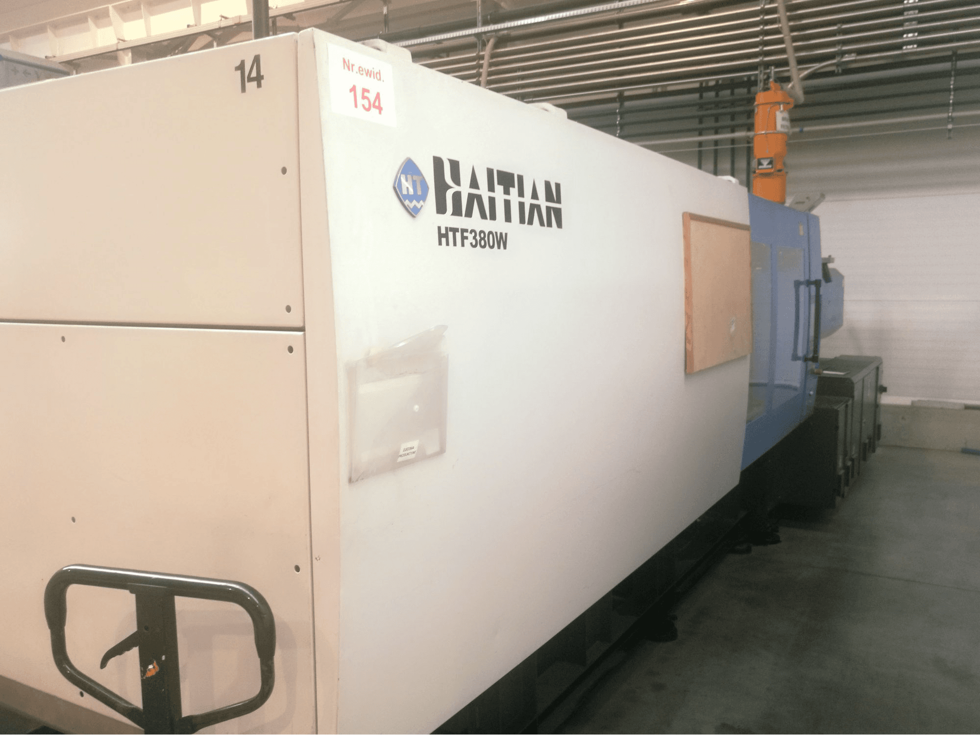 Mašīnas HAITIAN HFT 380 W kreisās malas skats