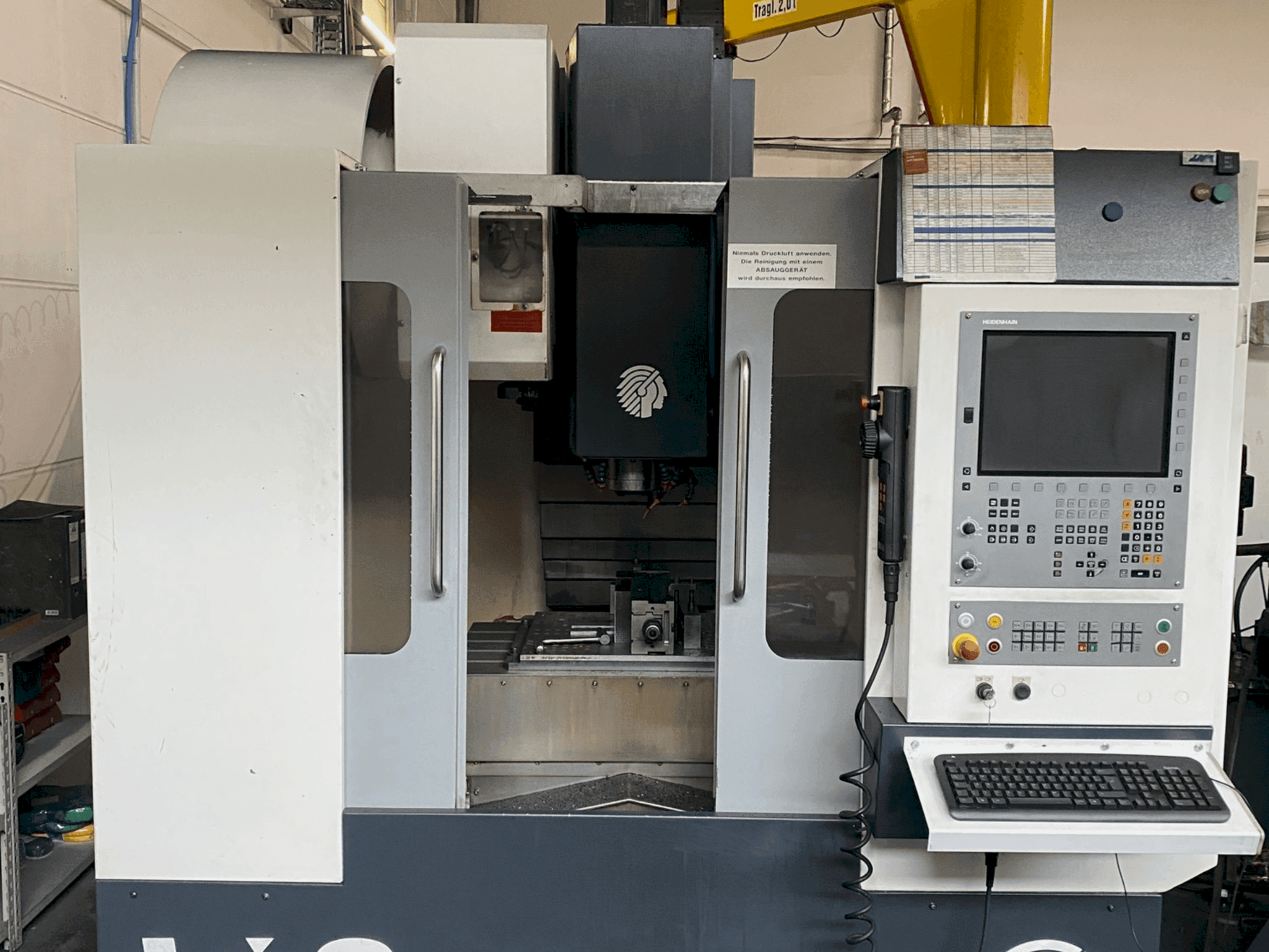 Mašīnas Huron VX8 pretskats