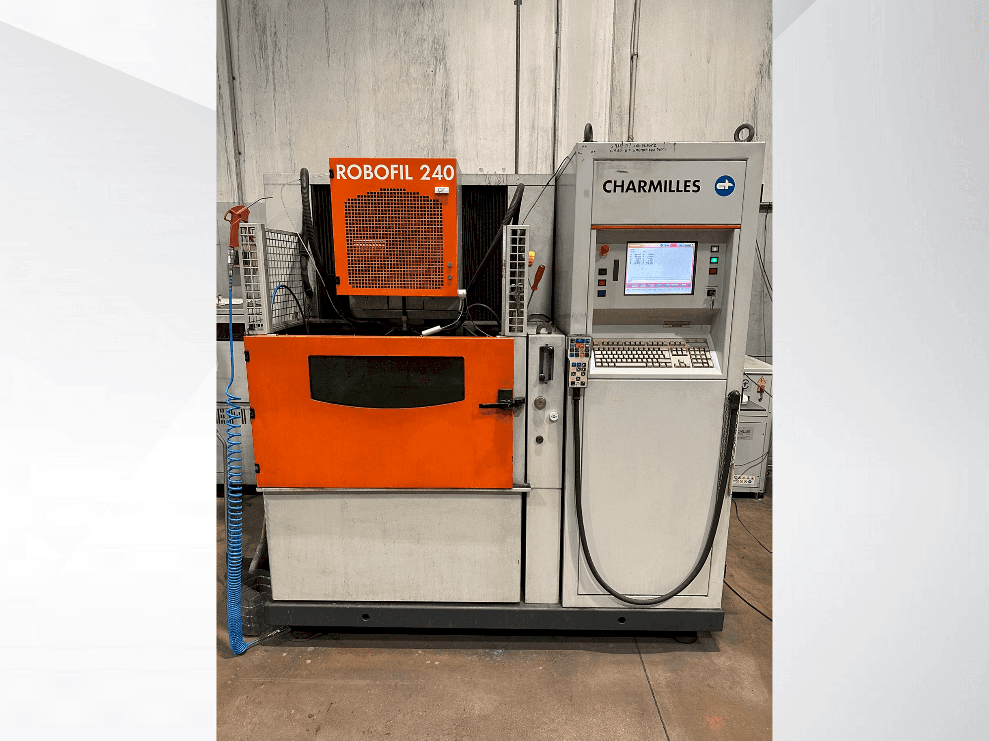 Mašīnas CHARMILLES Robofil 240 pretskats
