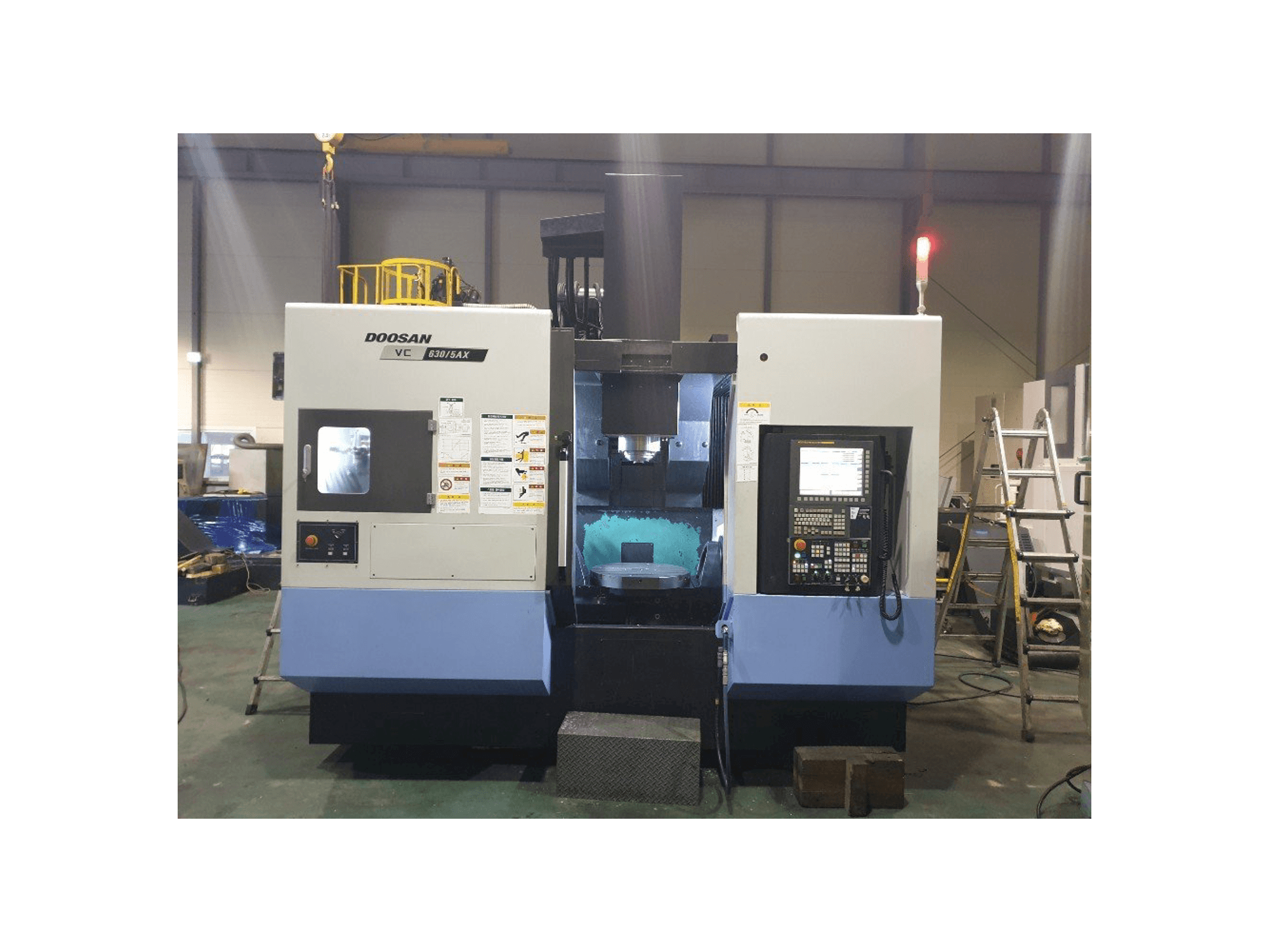 Mašīnas Doosan VC630/5AX pretskats