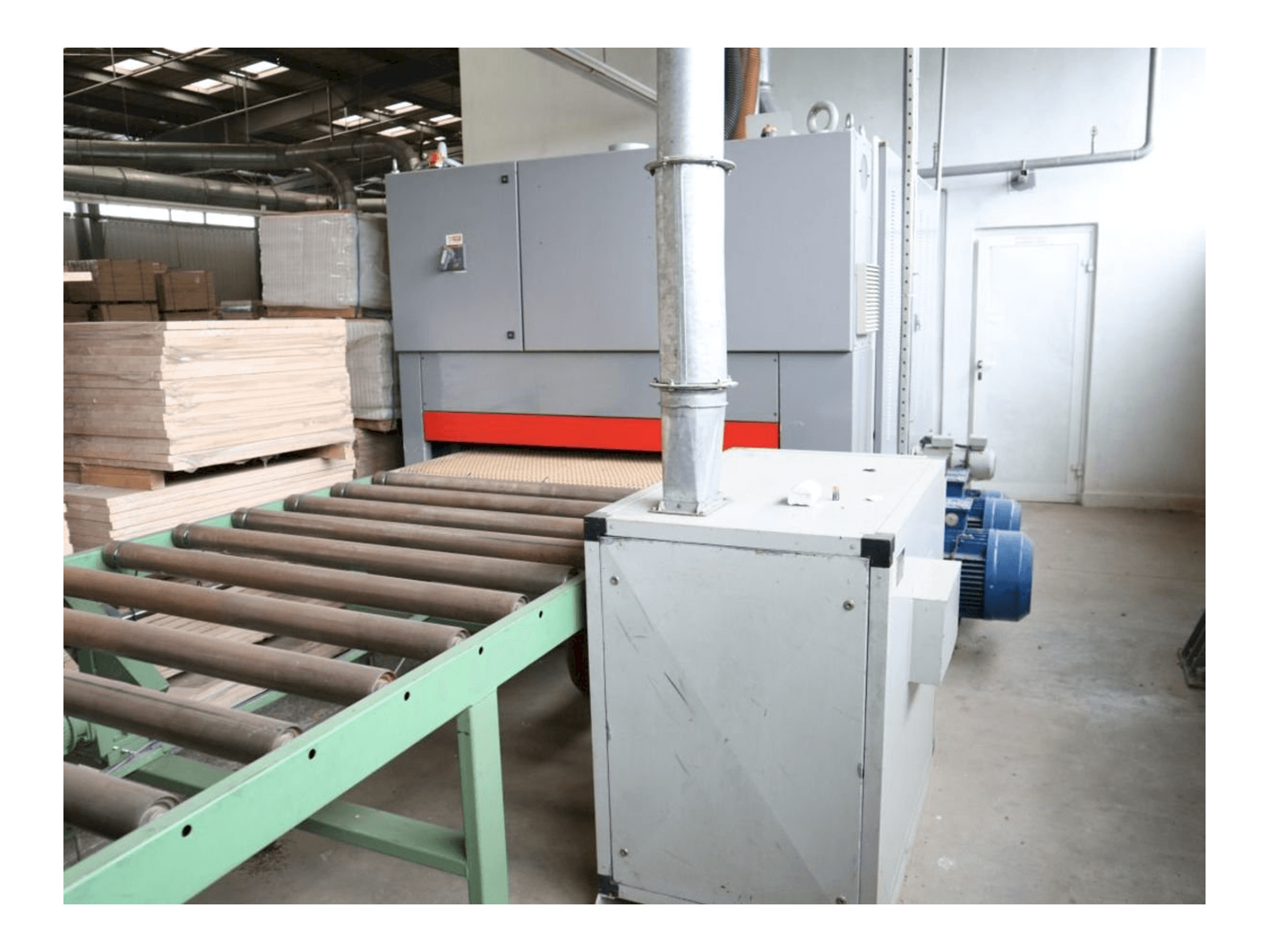 Mašīnas ESTERER A.G. HDN 600 pretskats