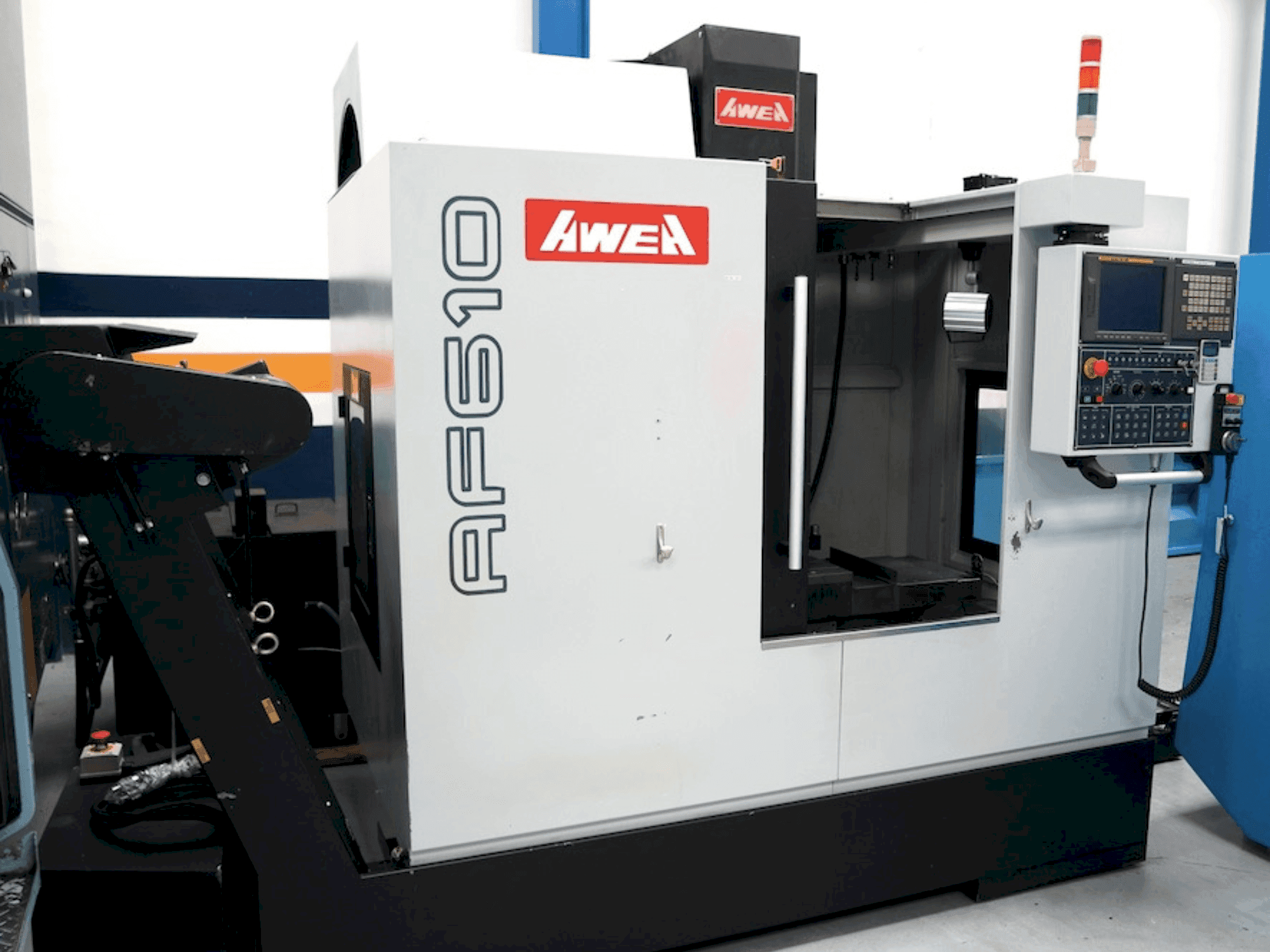 Mašīnas AWEA AF 610 pretskats