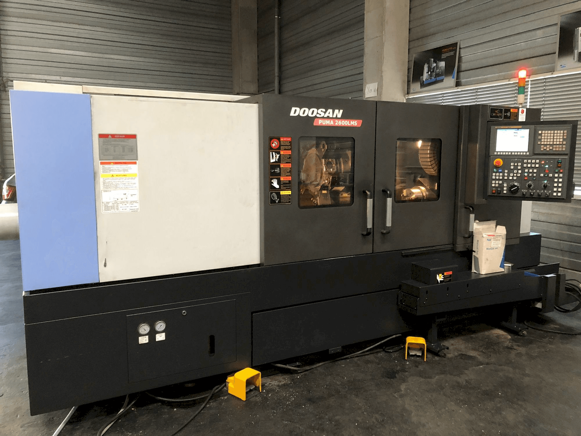 Mašīnas Doosan Puma 2600 LMS pretskats