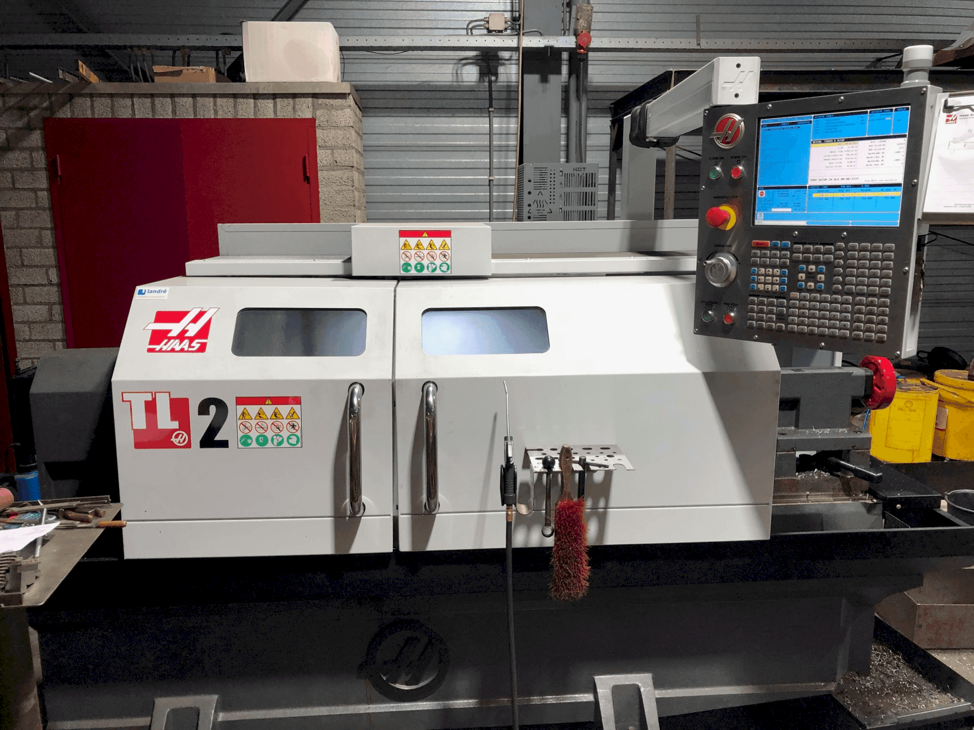 Mašīnas HAAS TL-2 pretskats