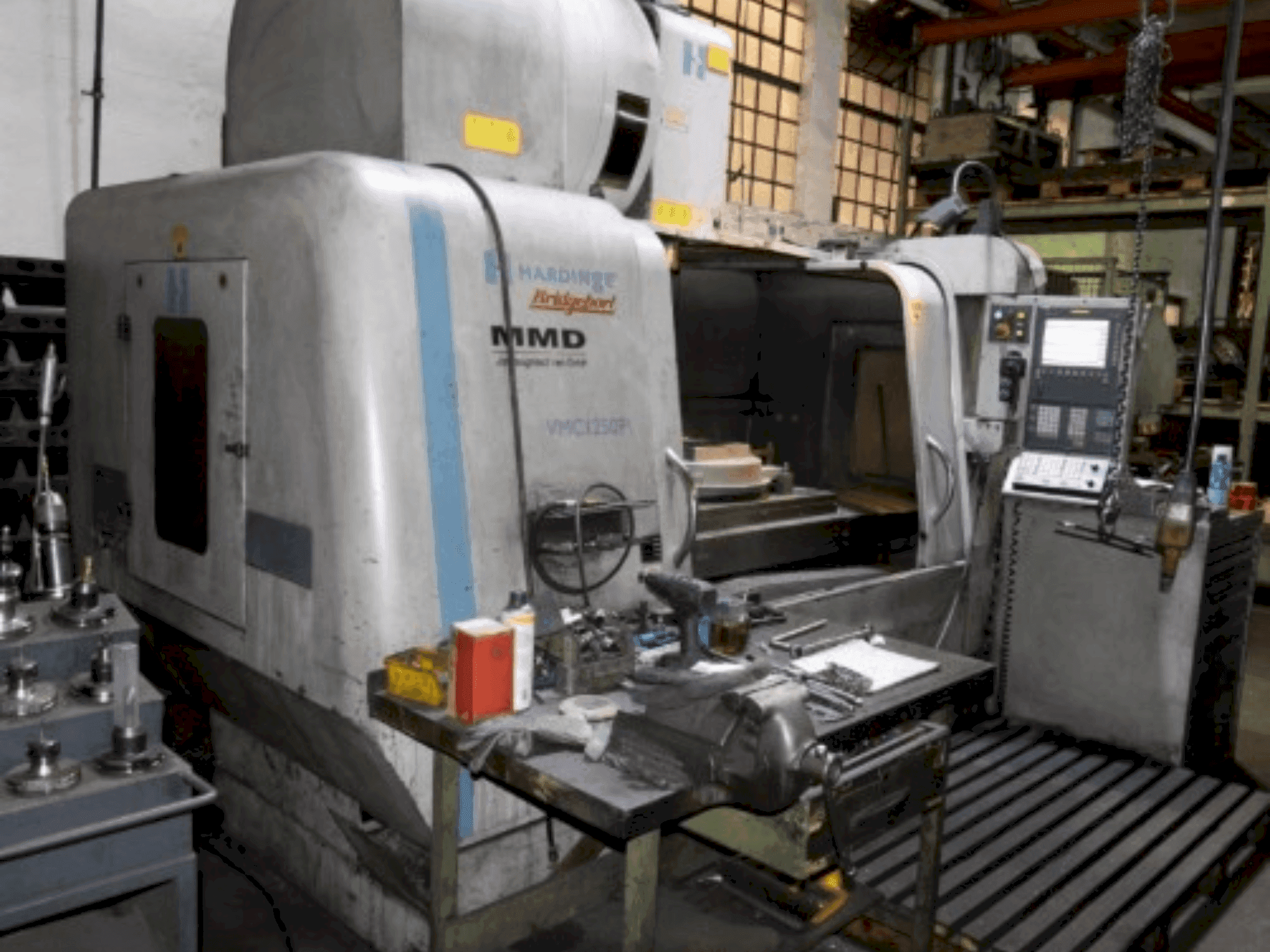 Mašīnas Hardinge Bridgeport MMD VMC1250 P3 pretskats