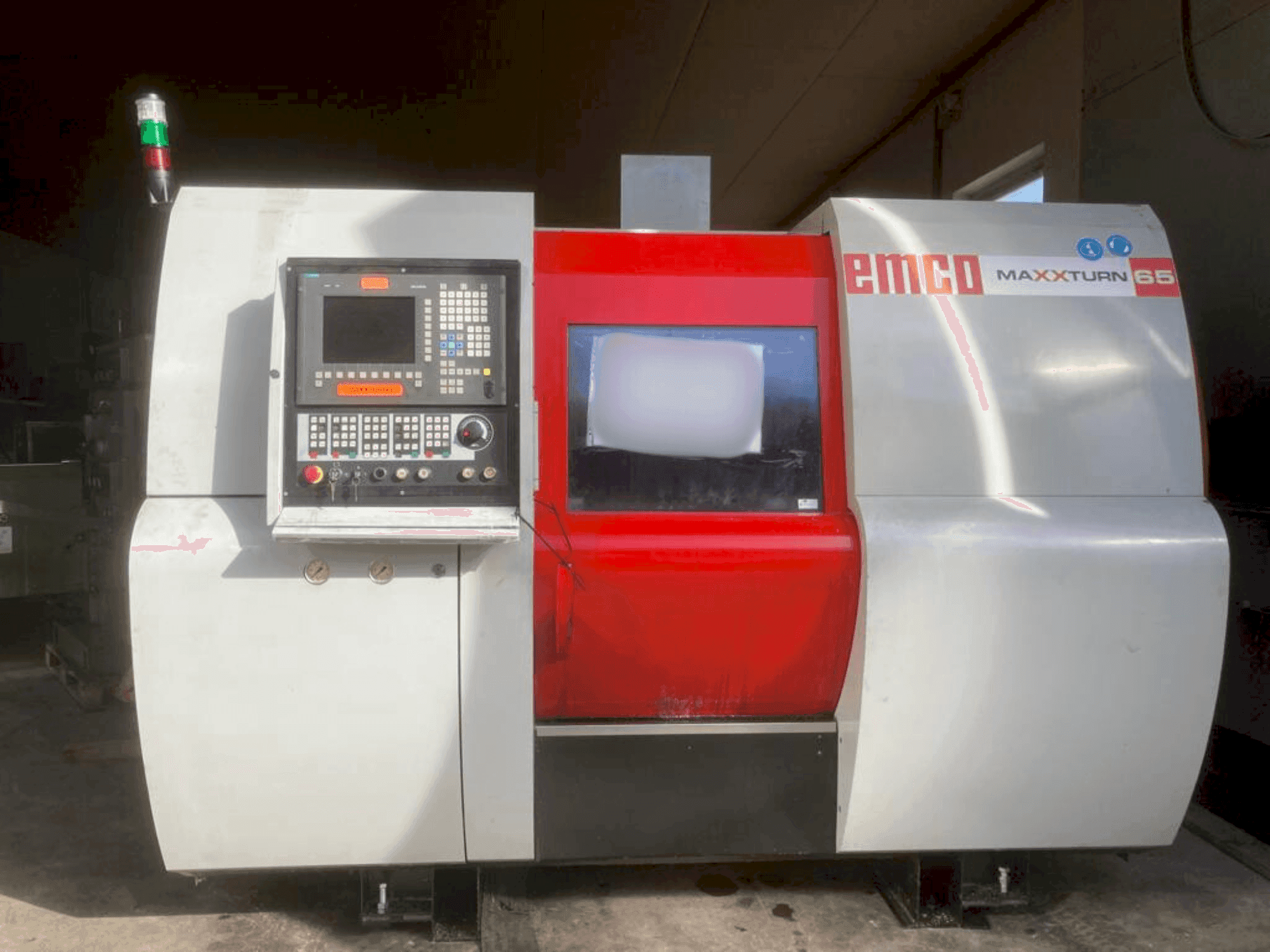 Mašīnas EMCO Maxxturn 65 pretskats