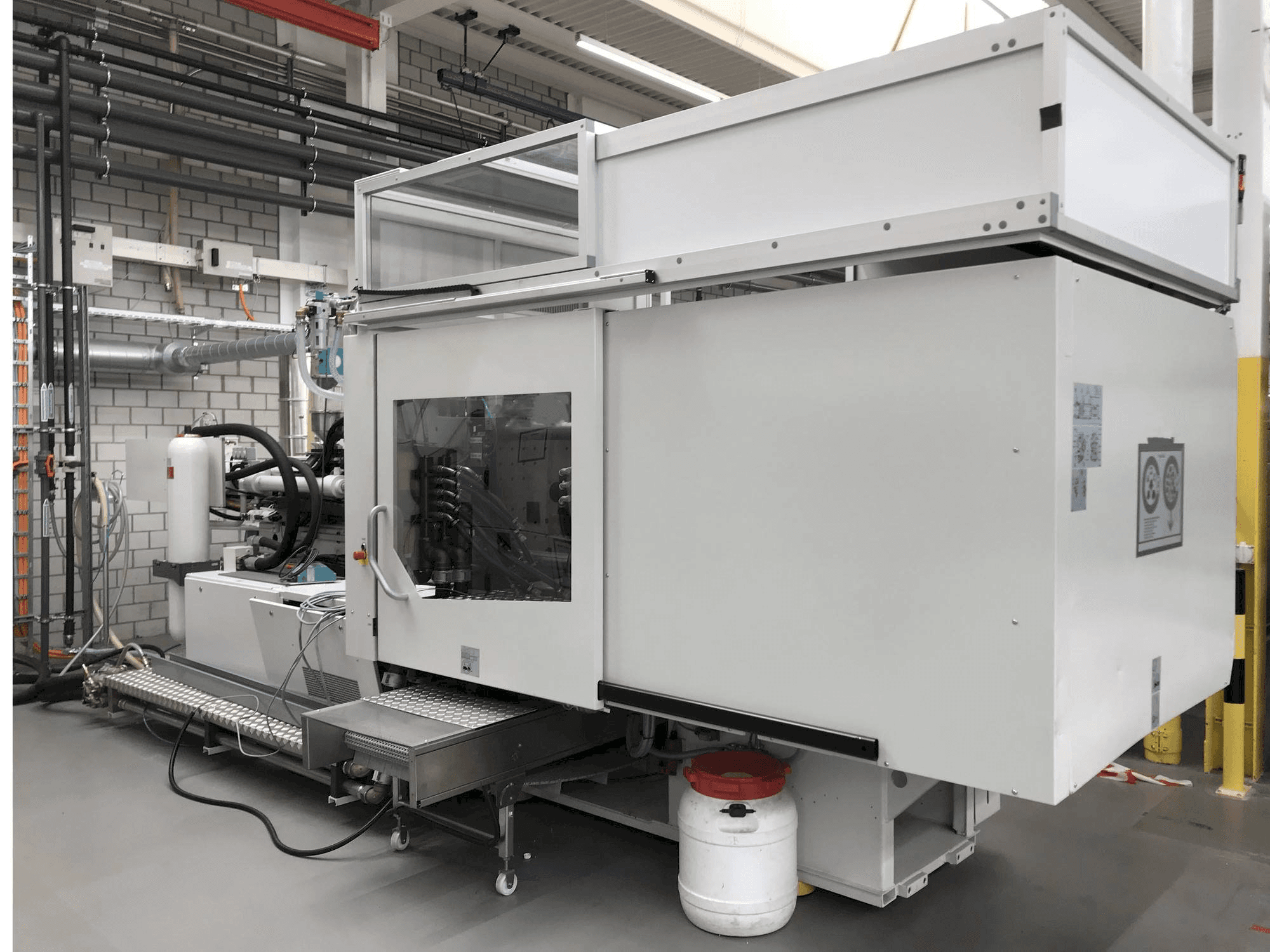 Mašīnas Sumitomo Demag EL-EXIS SP 200/560-675 pretskats