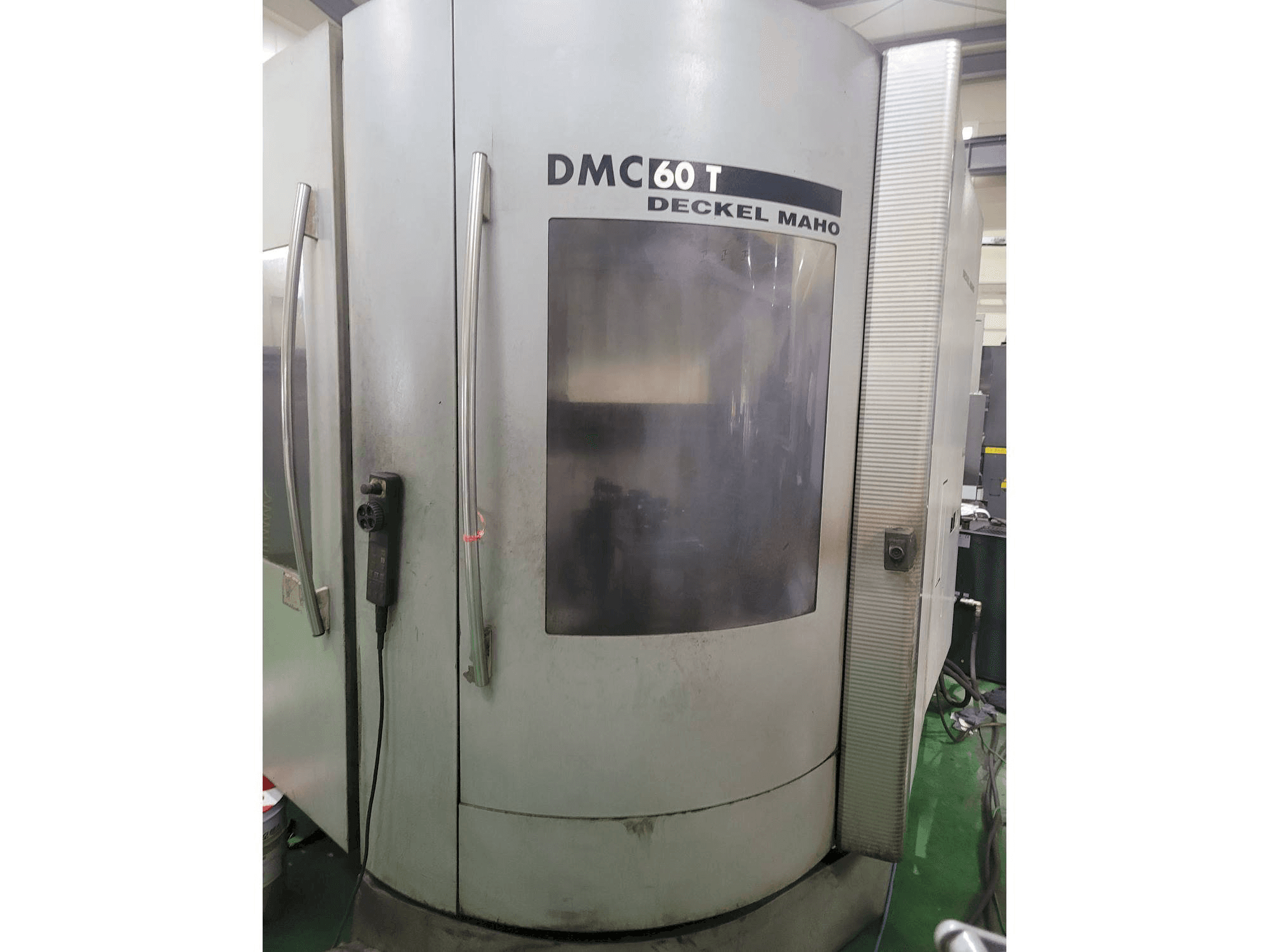 Mašīnas DECKEL MAHO DMC 60 T pretskats