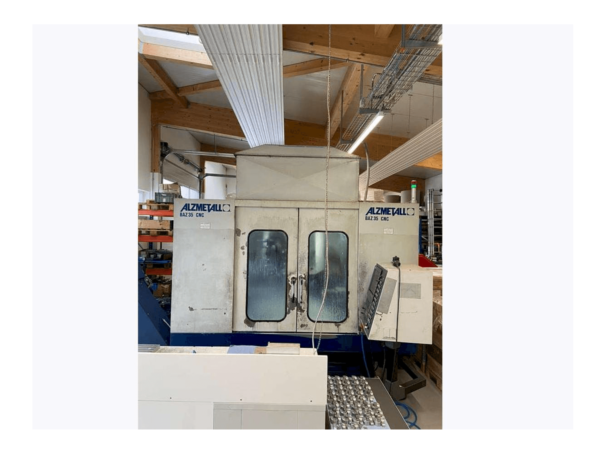 Mašīnas Alzmetall CNC BAZ 35 pretskats