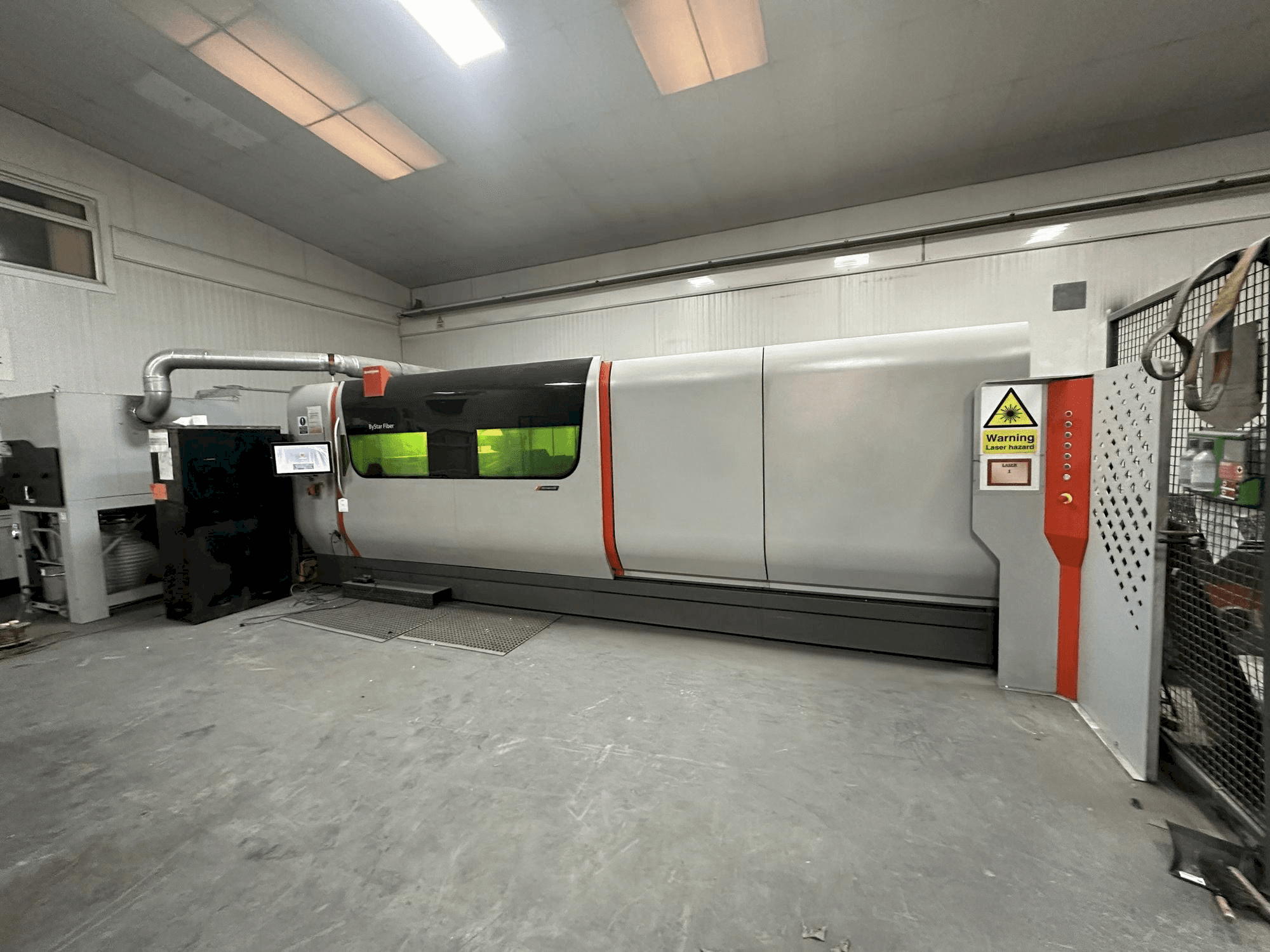 Mašīnas Bystronic Bystar 4020 6KW Fibre with ByTrans pretskats