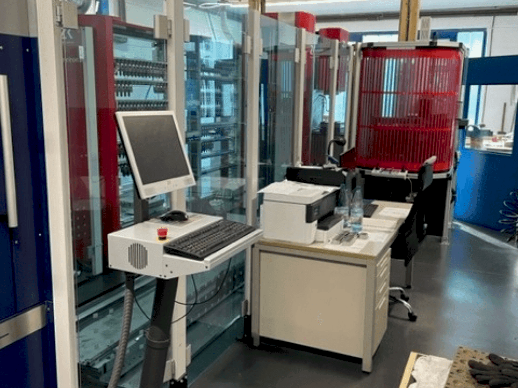 Mašīnas ZK GENIUS 700 pretskats