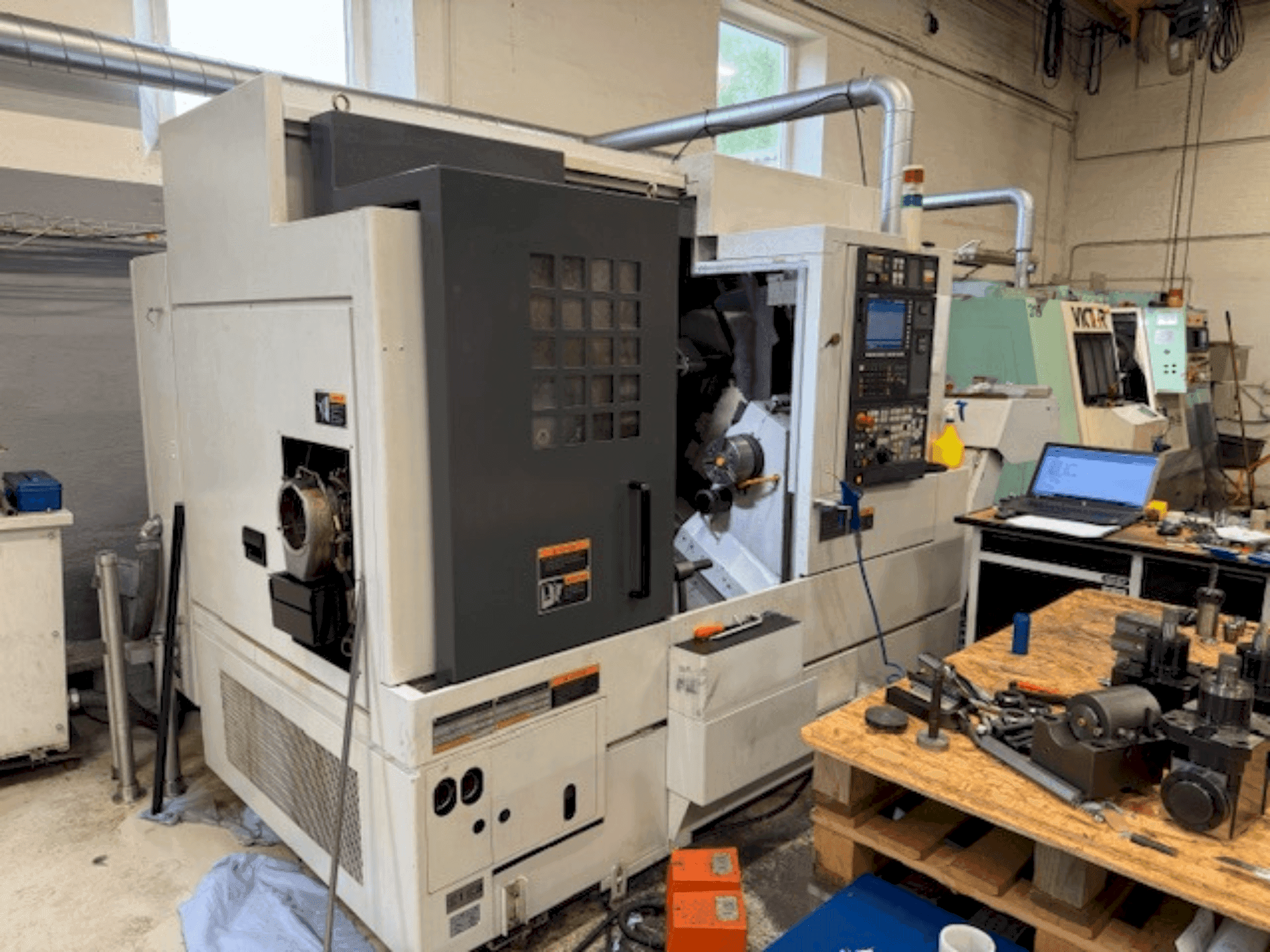 Mašīnas MORI SEIKI NL 2000 SY/500 pretskats