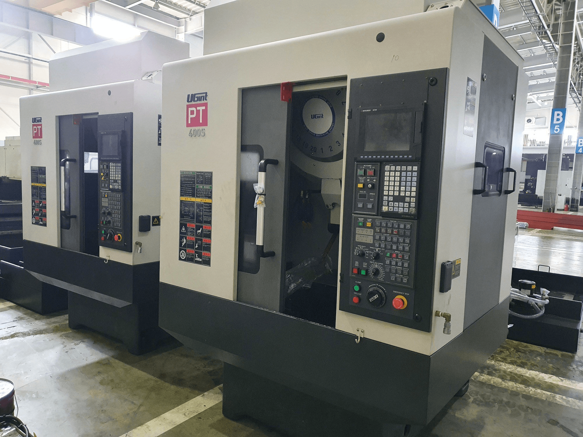 Mašīnas UGINT PT400S pretskats