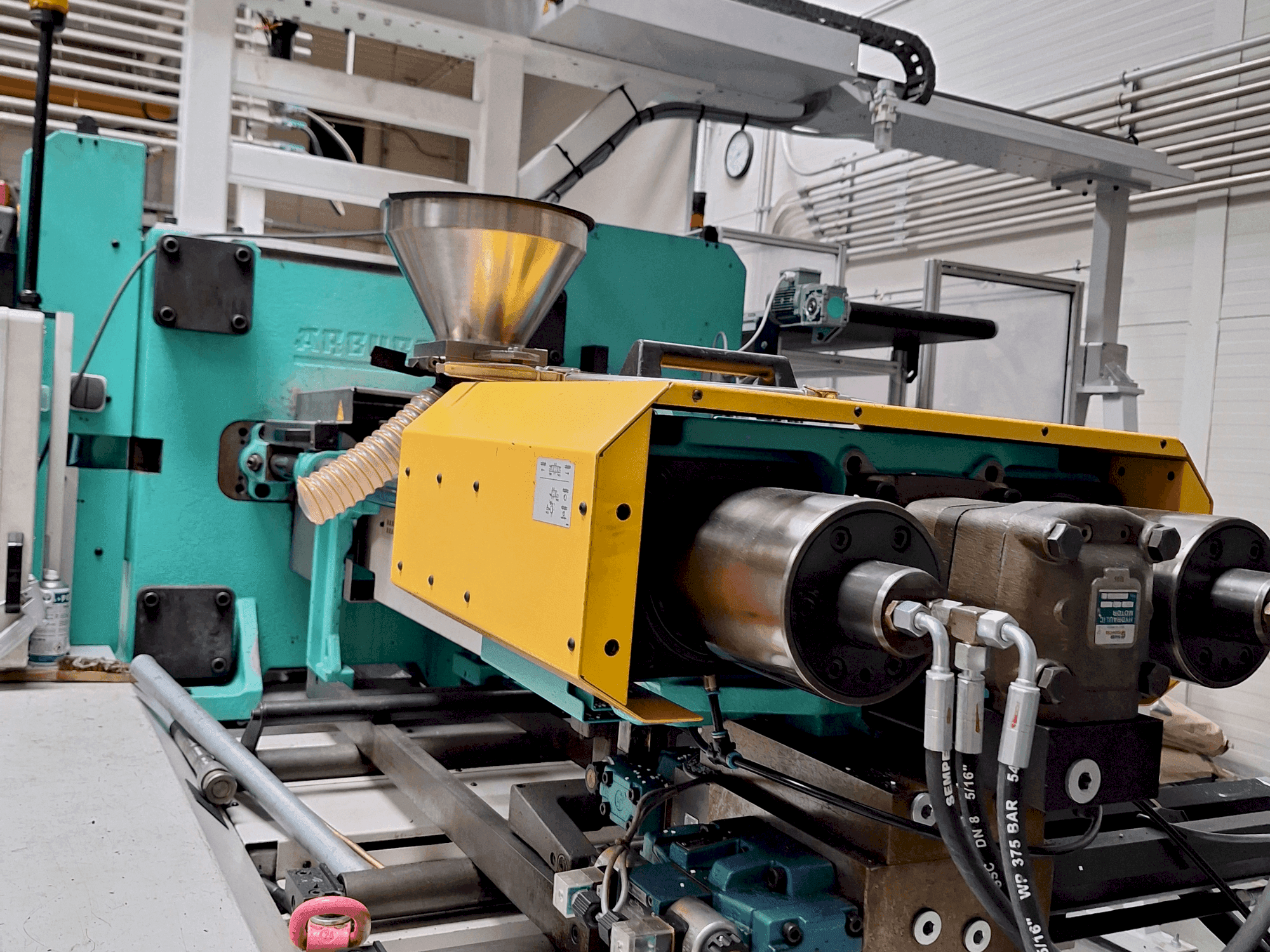 Mašīnas Arburg 630 S 2500-675 pretskats