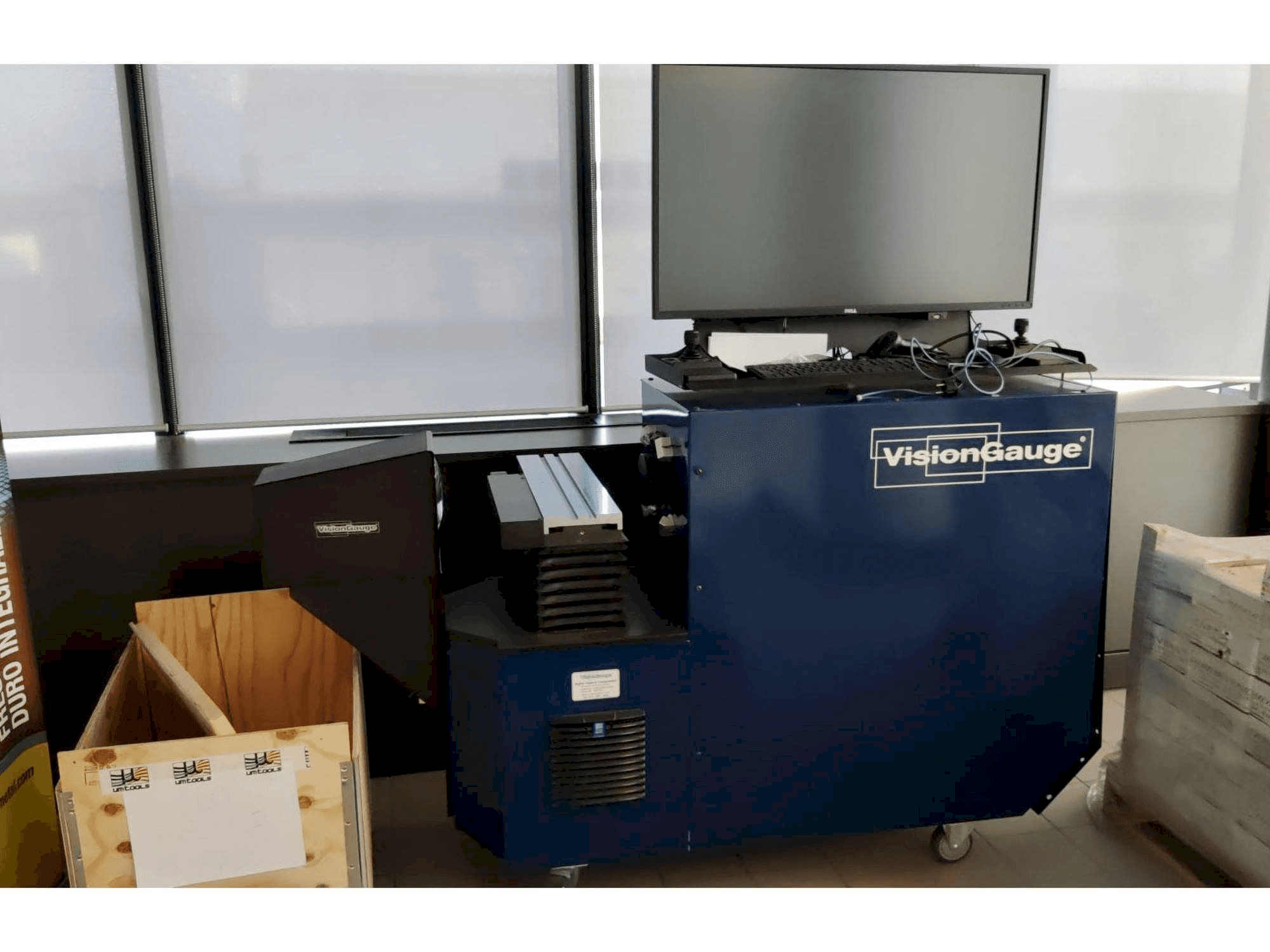 Mašīnas Vision Gauge 500 series pretskats