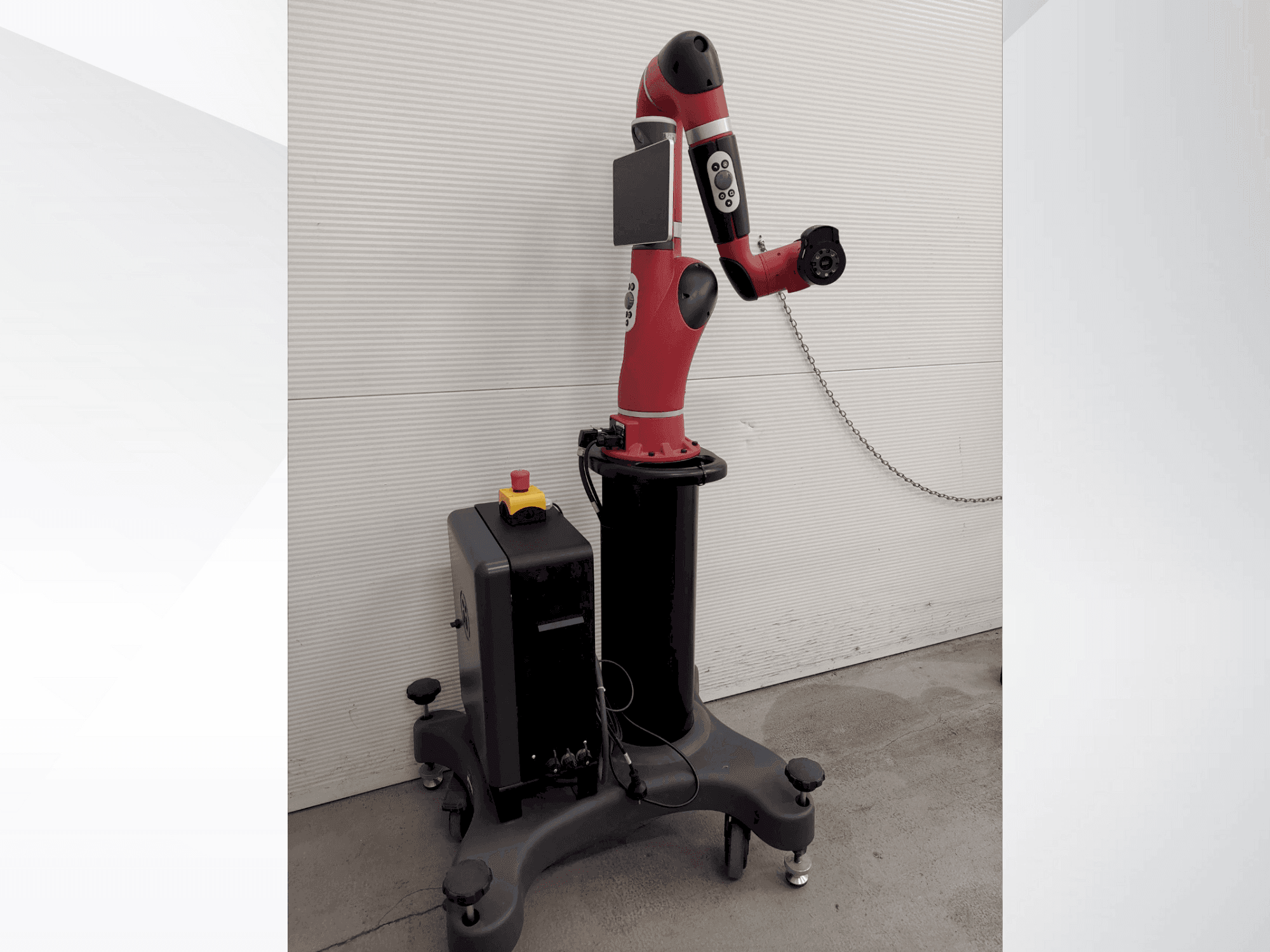 Mašīnas RETHINK sawyer pretskats