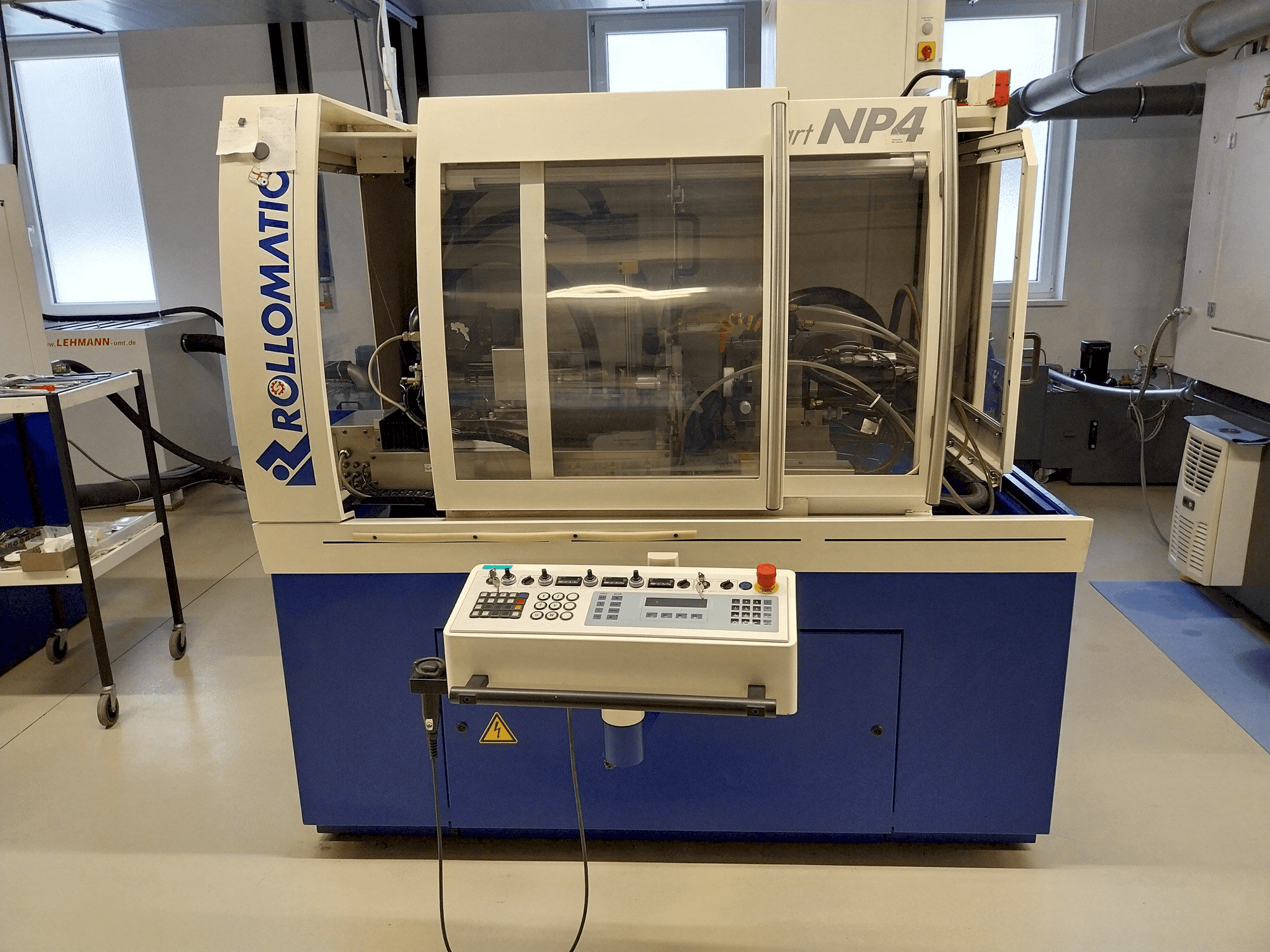 Mašīnas ROLLOMATIC NP4 pretskats