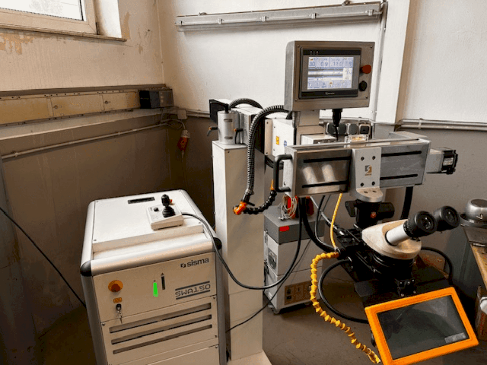 Mašīnas Sisma SWA 150 pretskats