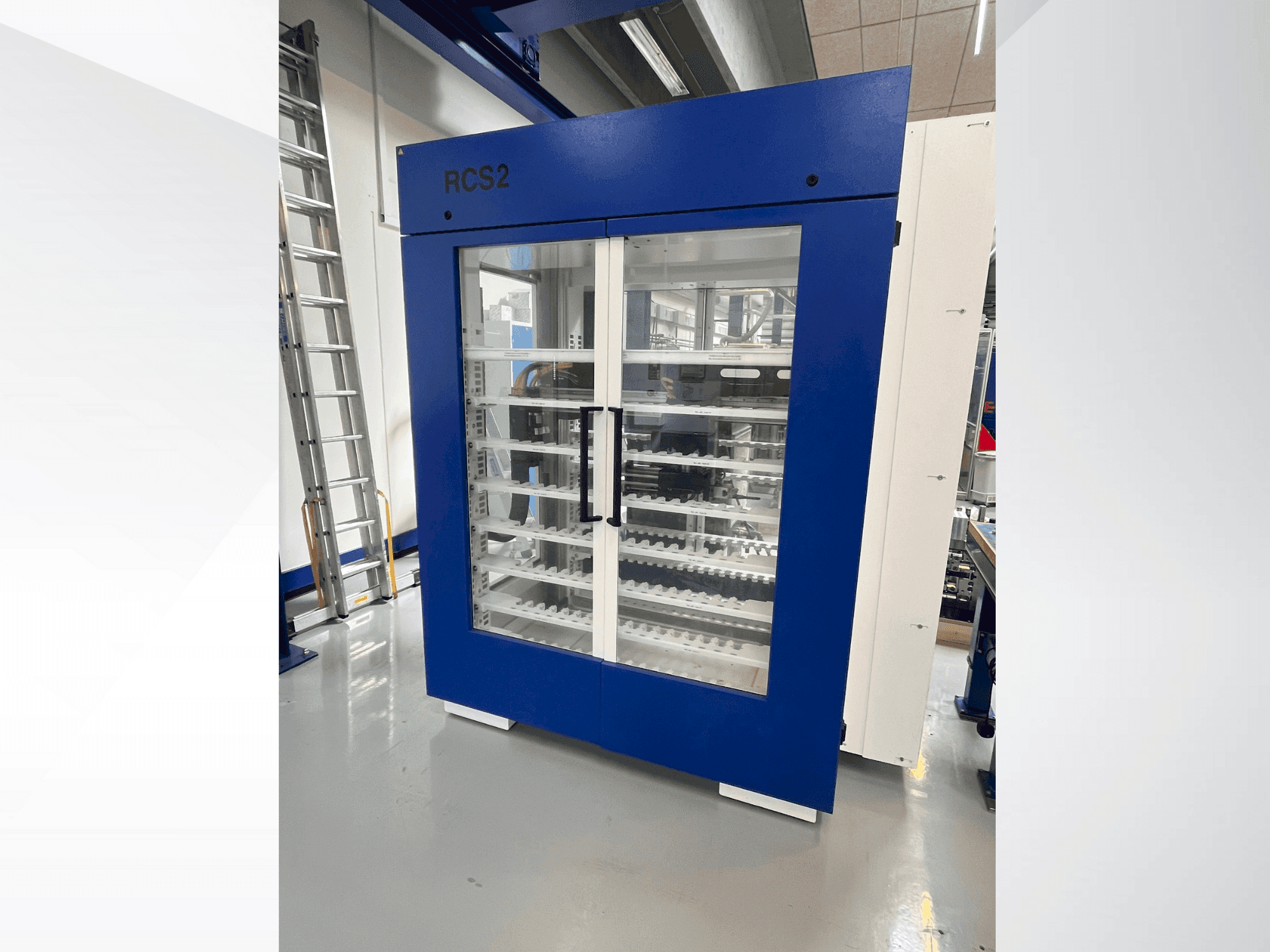 Mašīnas RÖDERS RCS2 sānskats