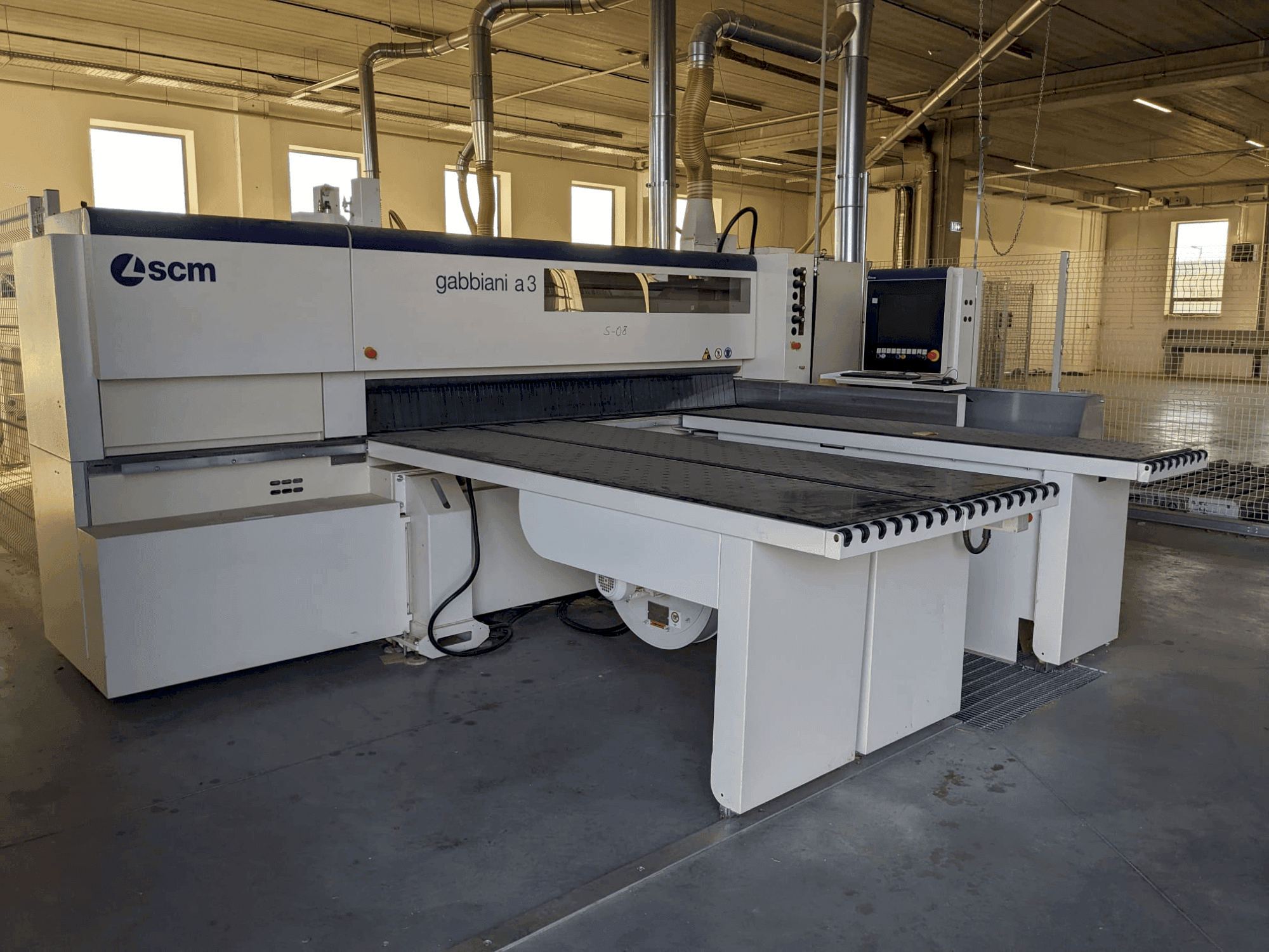 Mašīnas SCM Gabbiani A3 130 pretskats