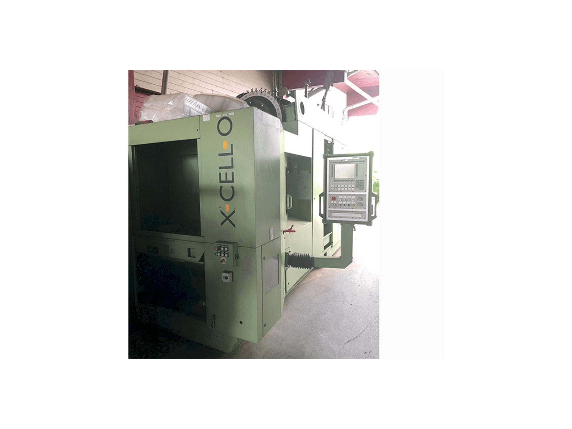 Mašīnas Ex-cell-o XHC 241 M/3 pretskats