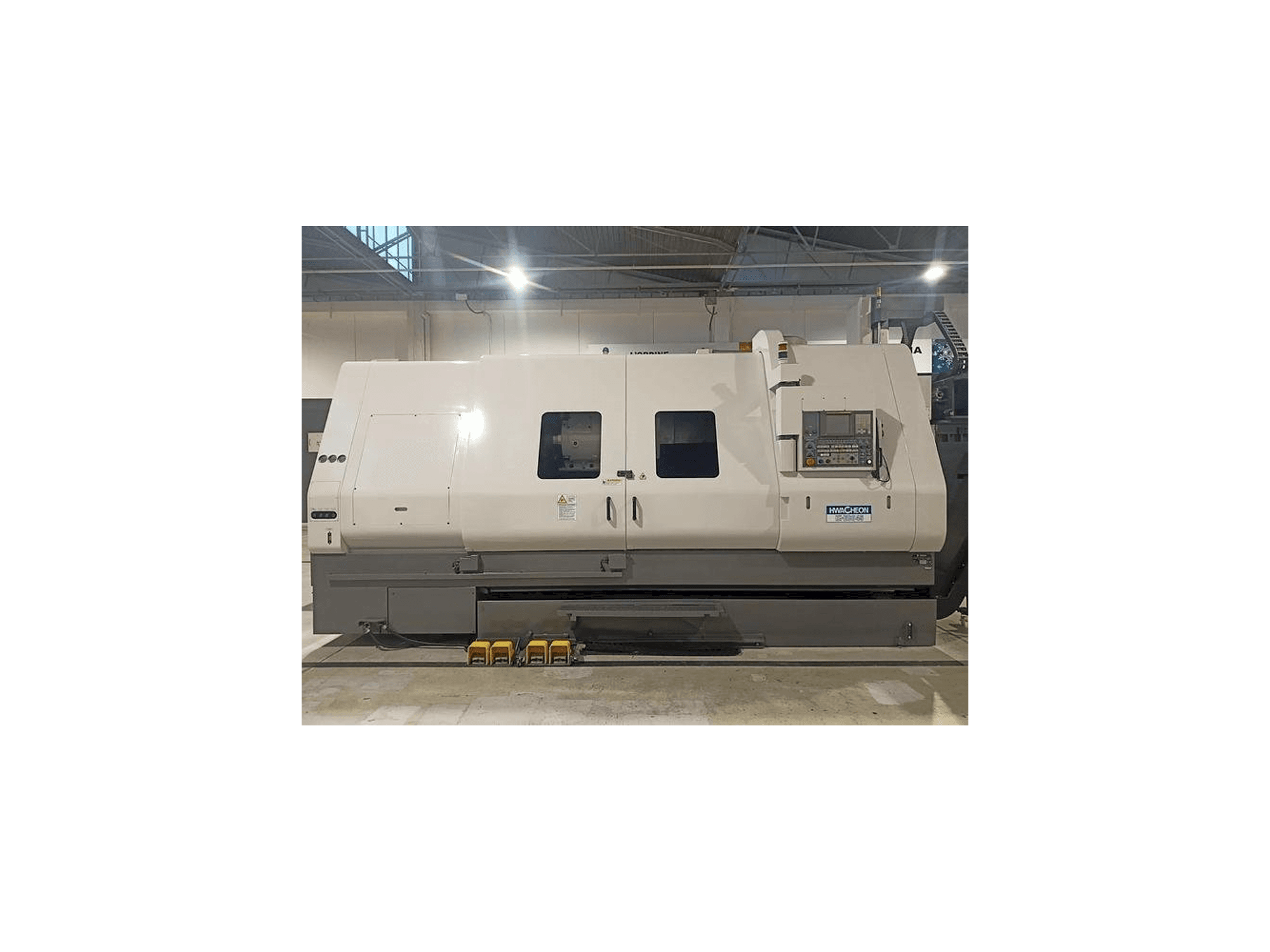 Mašīnas HWACHEON HI-ECO 45 pretskats